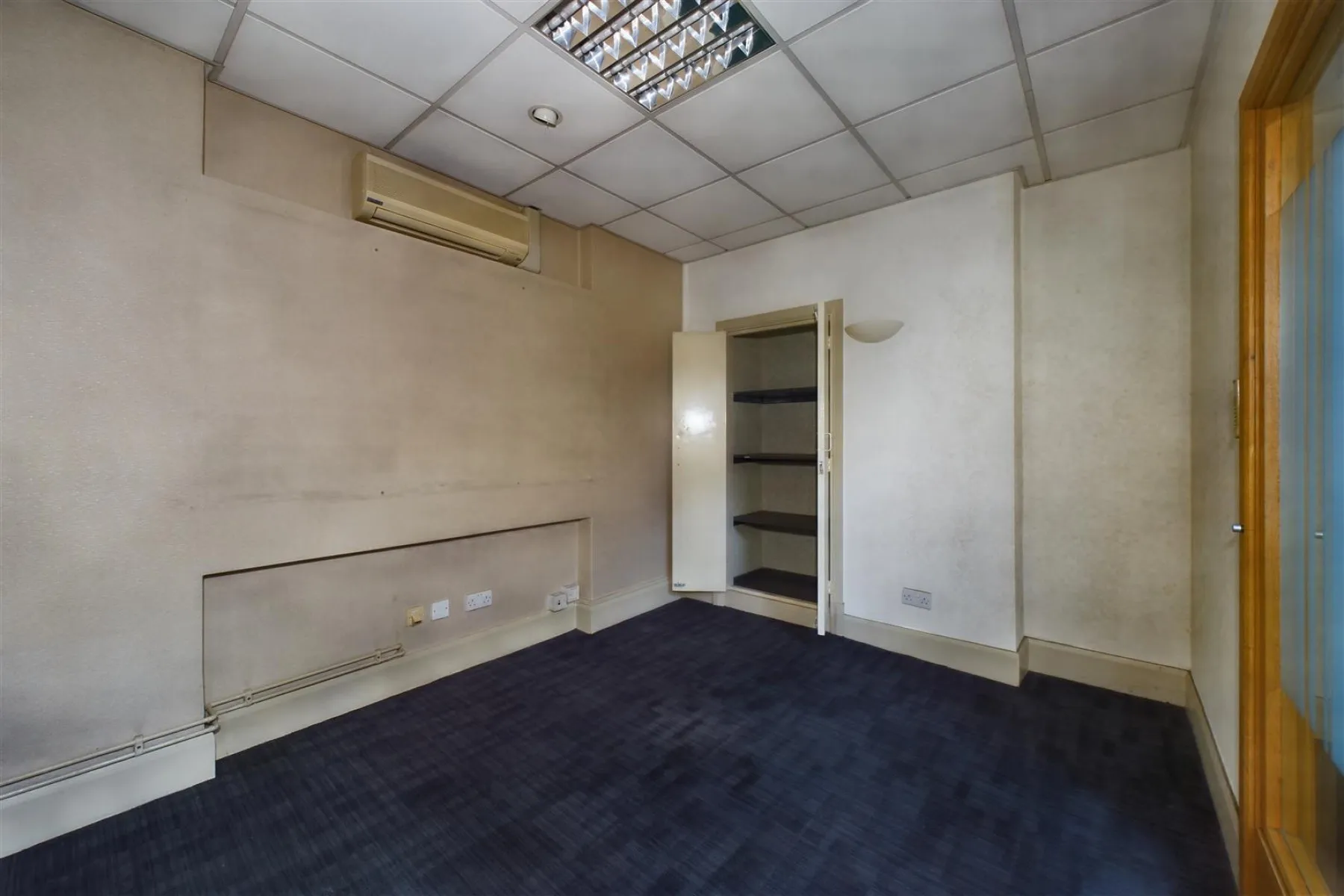 DEVELOPMENT | PONTYPOOL, 12 bedroom, Flat - 33792555