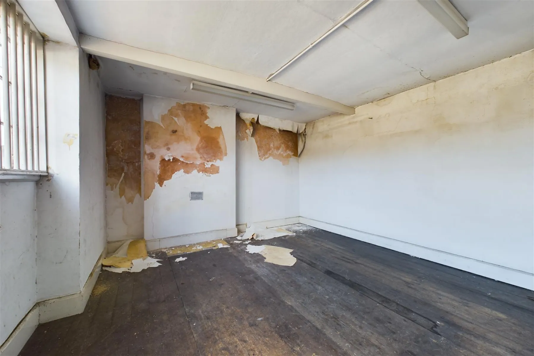 DEVELOPMENT | PONTYPOOL, 12 bedroom, Flat - 33792555