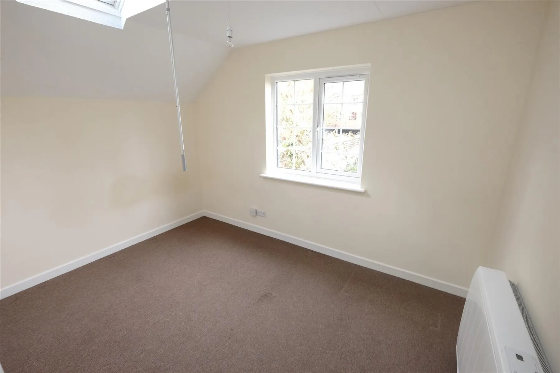 VACANT MODERN HOUSE - TAUNTON, 2 bedroom, House - 30178673