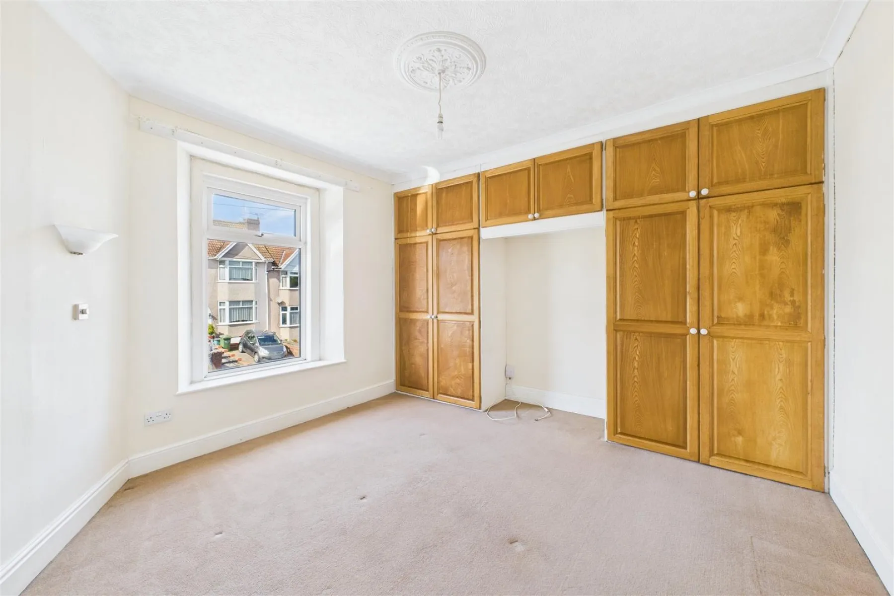 DETACHED | UPDATING | KINGSWOOD, 3 bedroom, House - Detached - 33783486