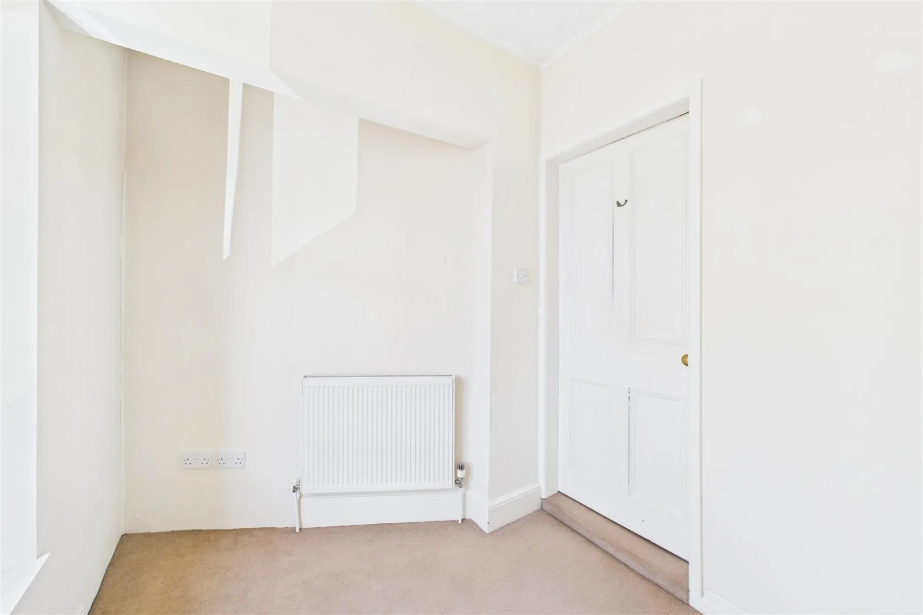 DETACHED | UPDATING | KINGSWOOD, 3 bedroom, House - Detached - 33783486