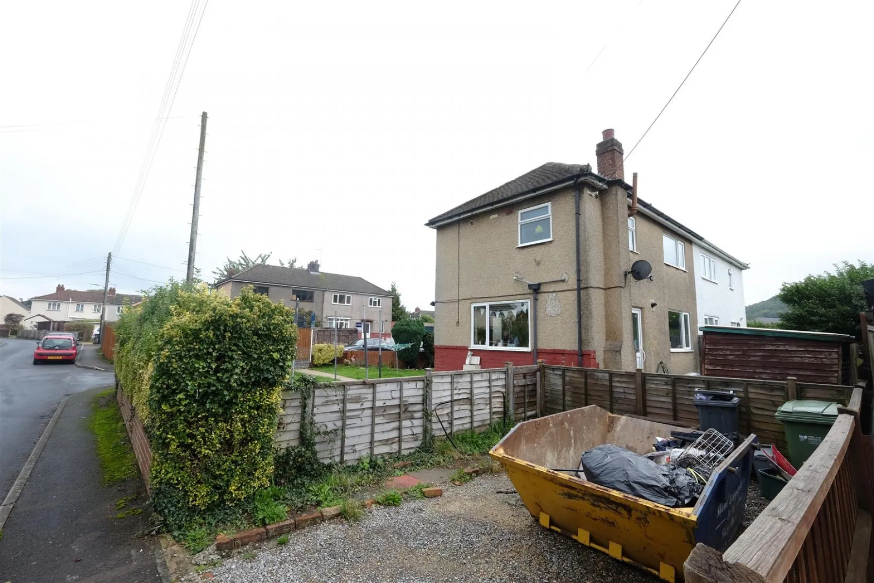 HOUSE WITH POTENTIAL - DURSLEY, 2 bedroom, House - Semi-Detached - 29181111