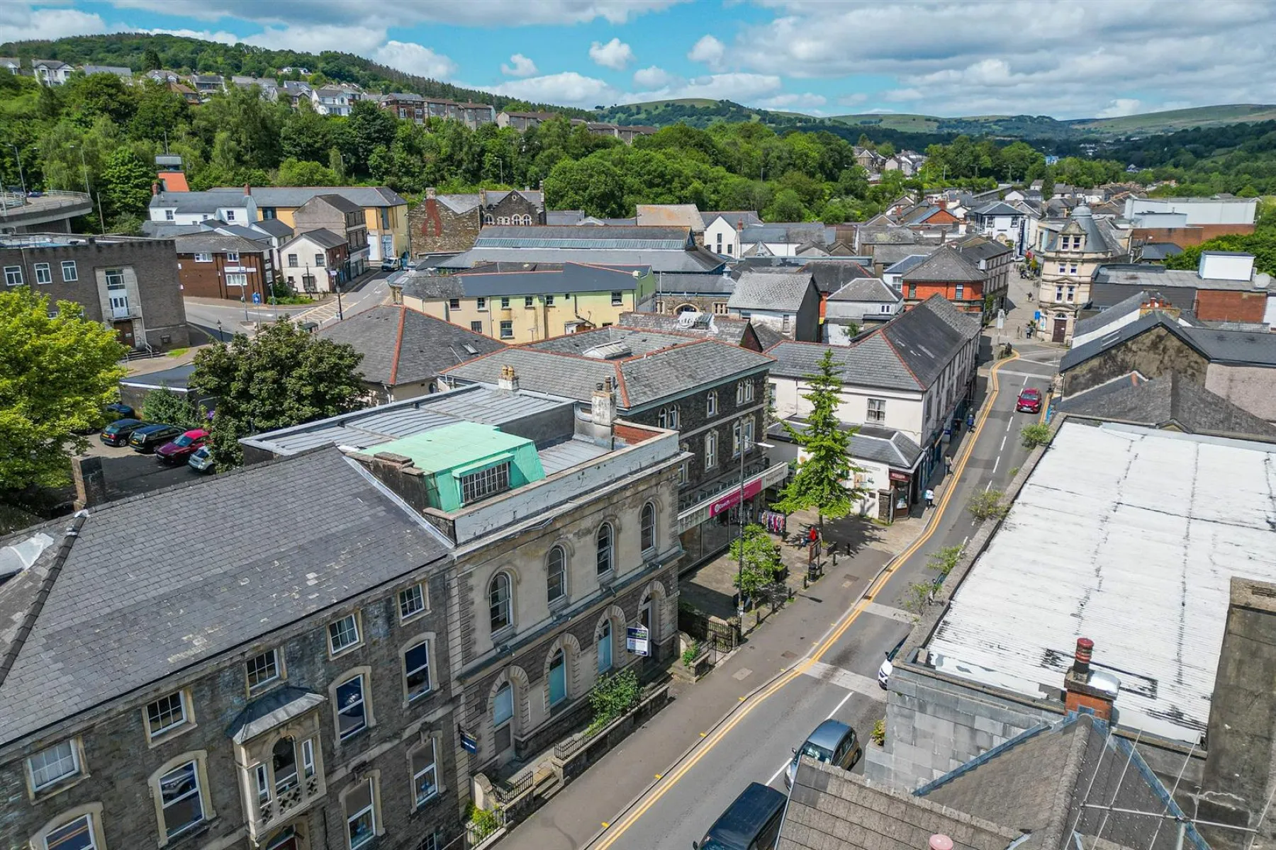 DEVELOPMENT | PONTYPOOL, 12 bedroom, Flat - 33792555