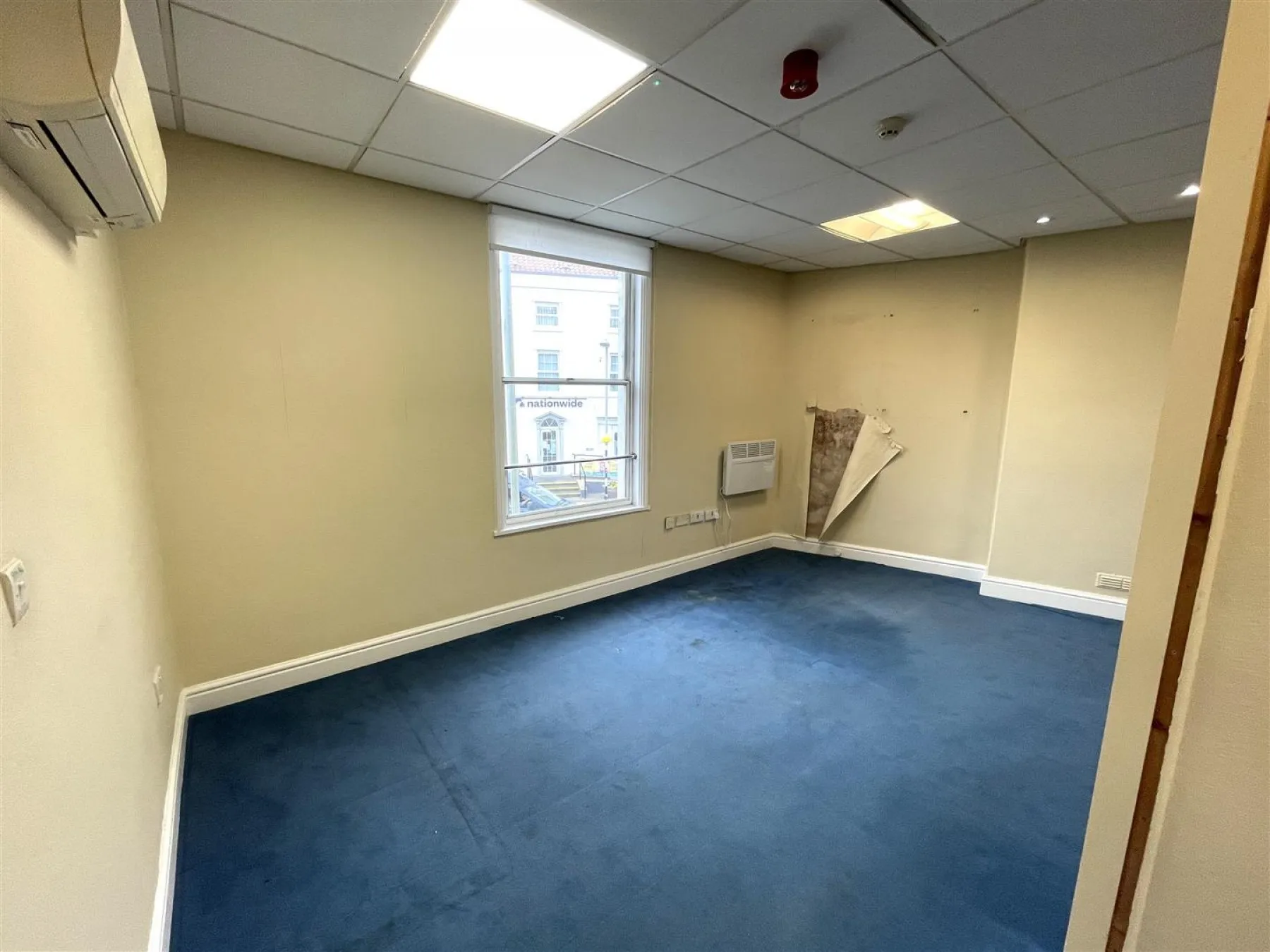 RESI PLANNING | WESTBURY VILLAGE, 6 bedroom, House - 33938046