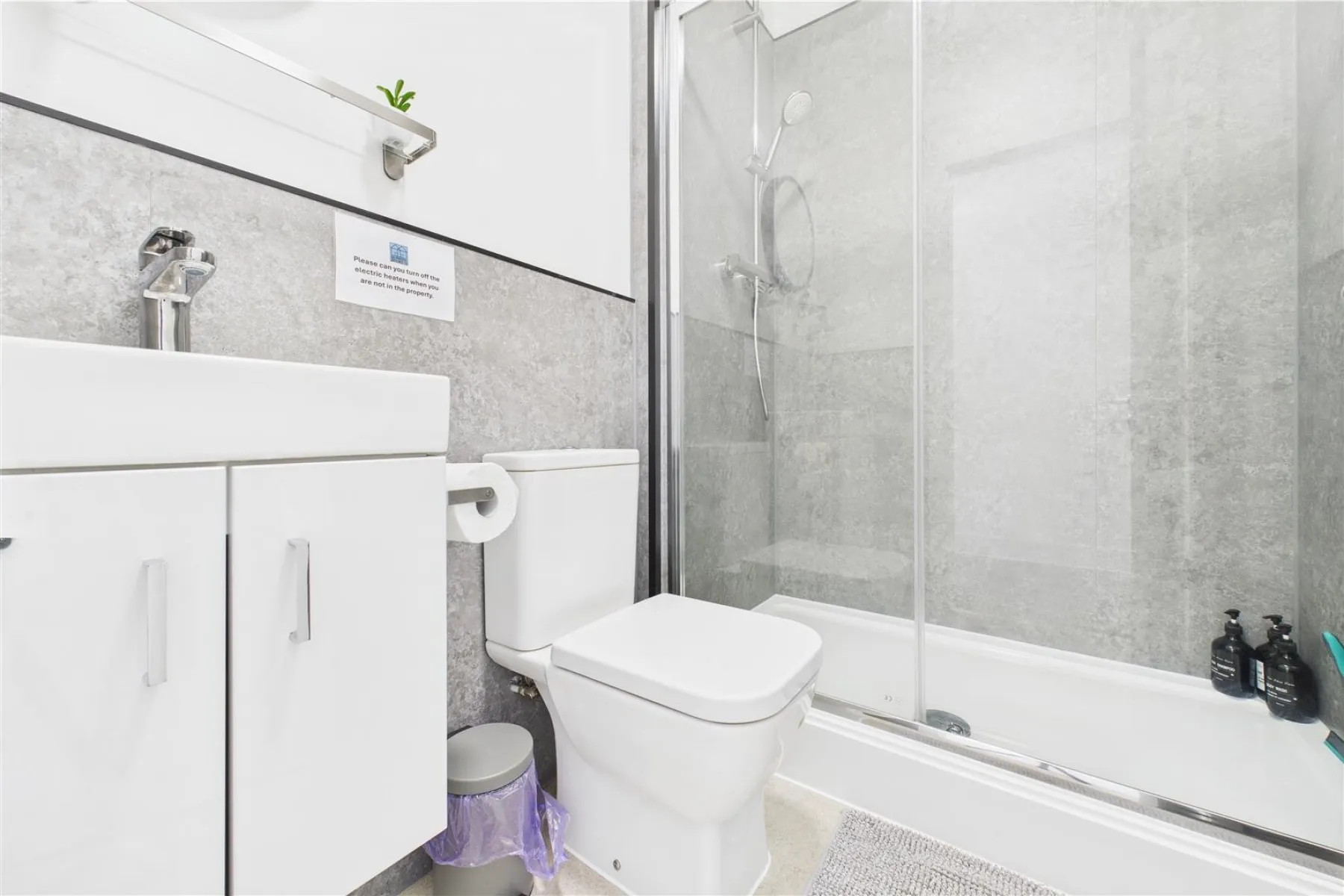 RESI INVESTMENT | £62,808 PA, 7 bedroom, House - 33866090
