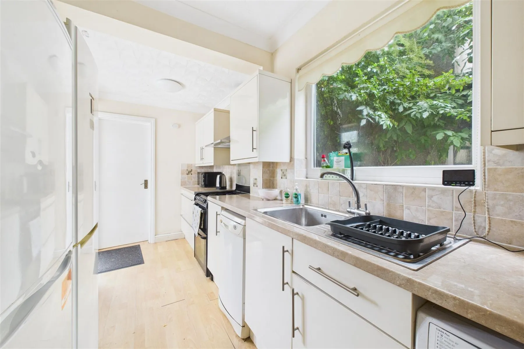 BASIC UPDATING | FILTON, 3 bedroom, House - 33955922