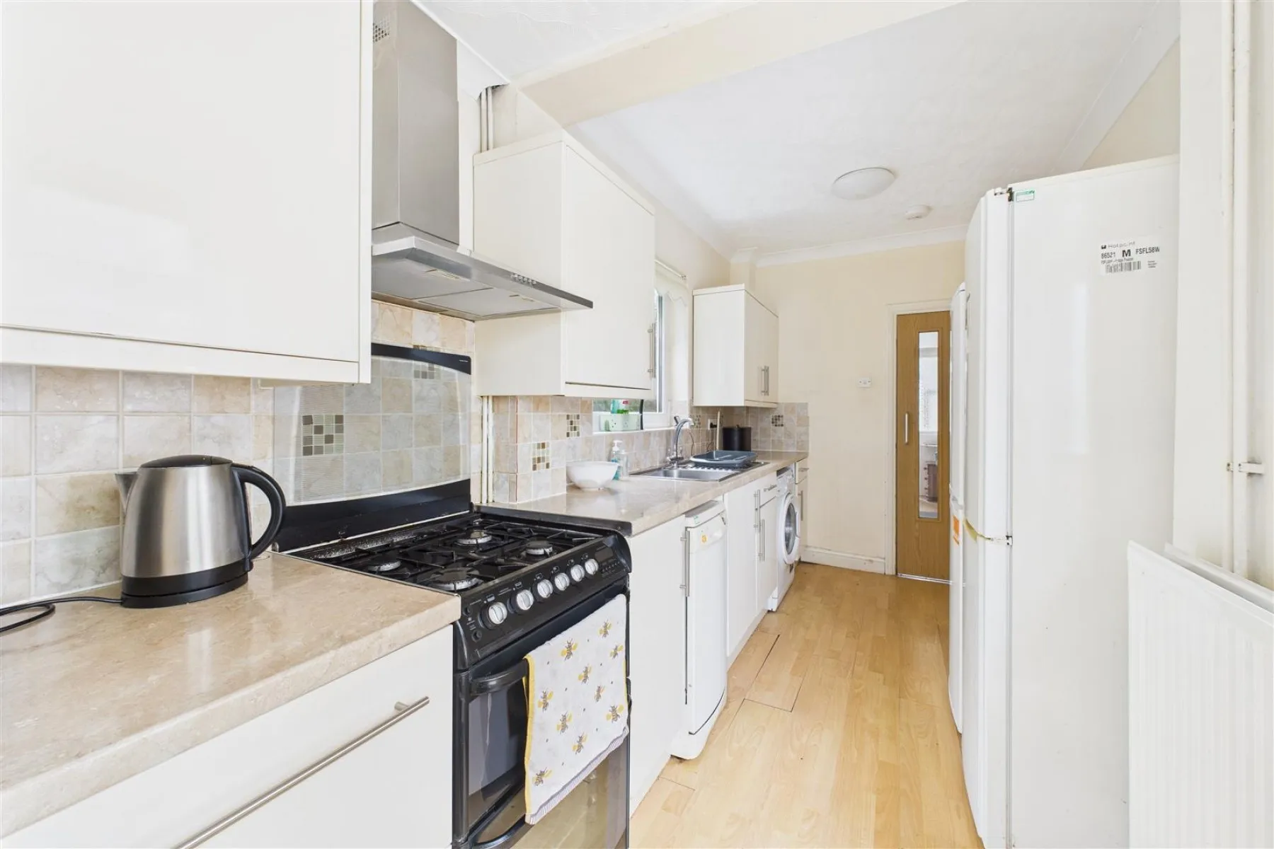 BASIC UPDATING | FILTON, 3 bedroom, House - 33955922