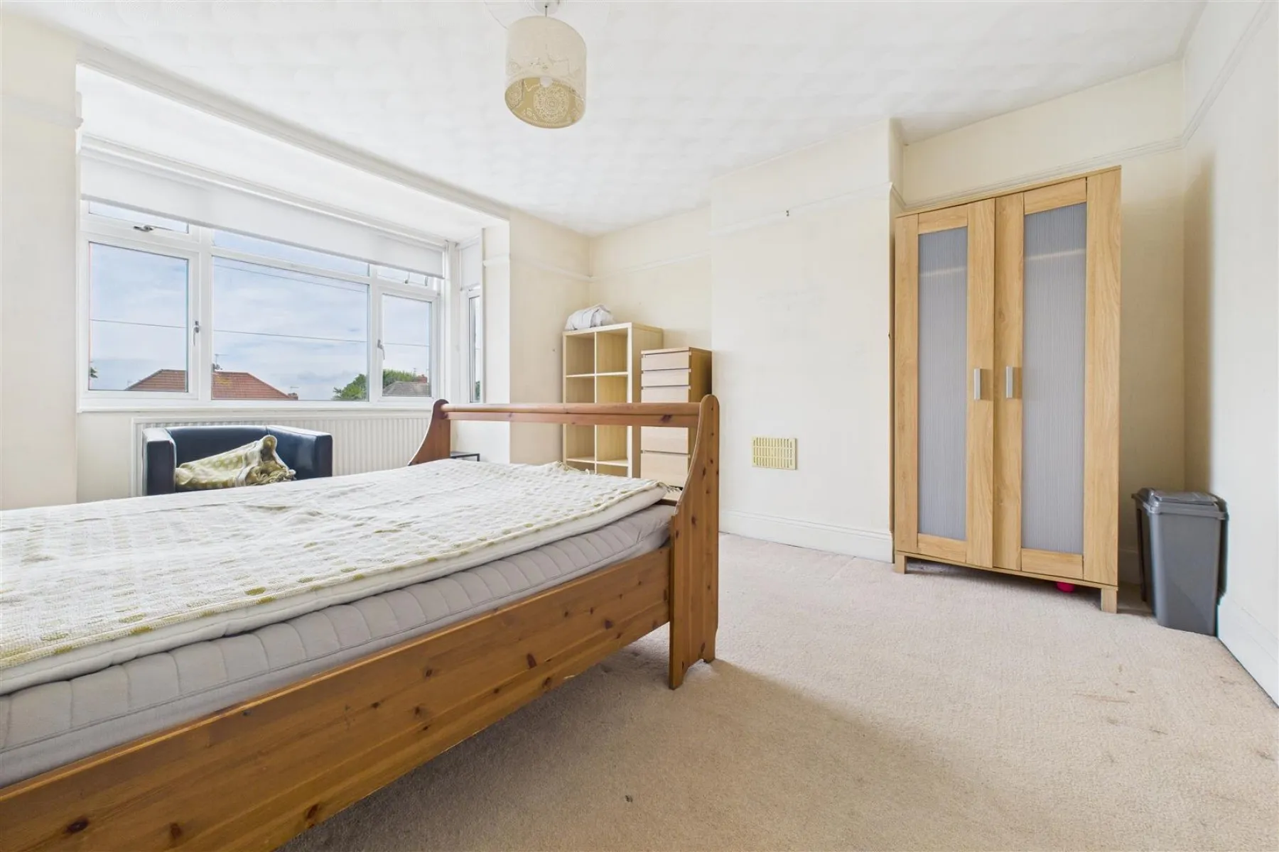 BASIC UPDATING | FILTON, 3 bedroom, House - 33955922