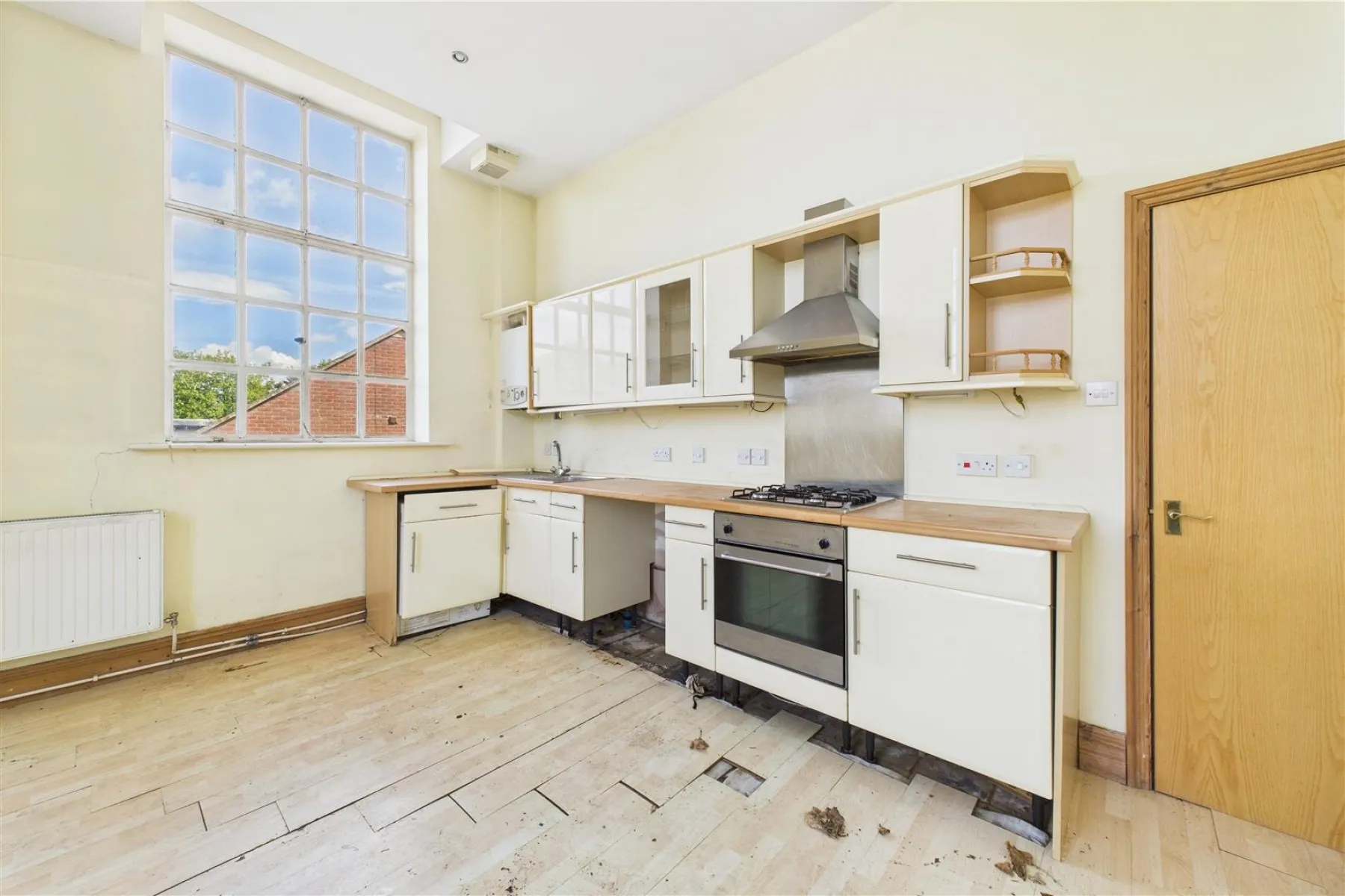 CASH BUYERS ONLY | FISHPONDS, 2 bedroom, Flat - 33972505