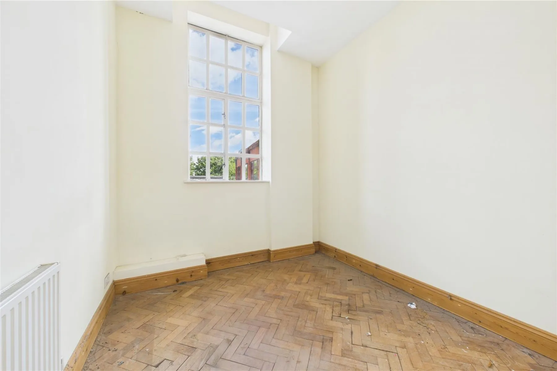 CASH BUYERS ONLY | FISHPONDS, 2 bedroom, Flat - 33972505