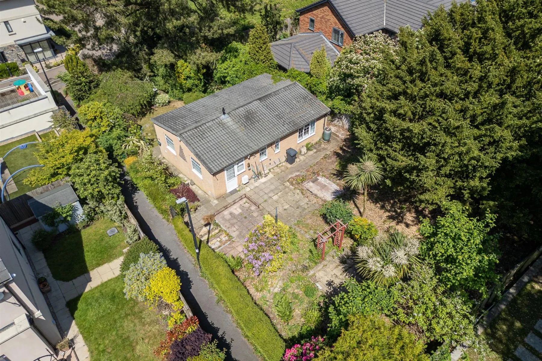 DETACHED | UPDATING | SNEYD PARK, 2 bedroom, House - Detached - 33901795