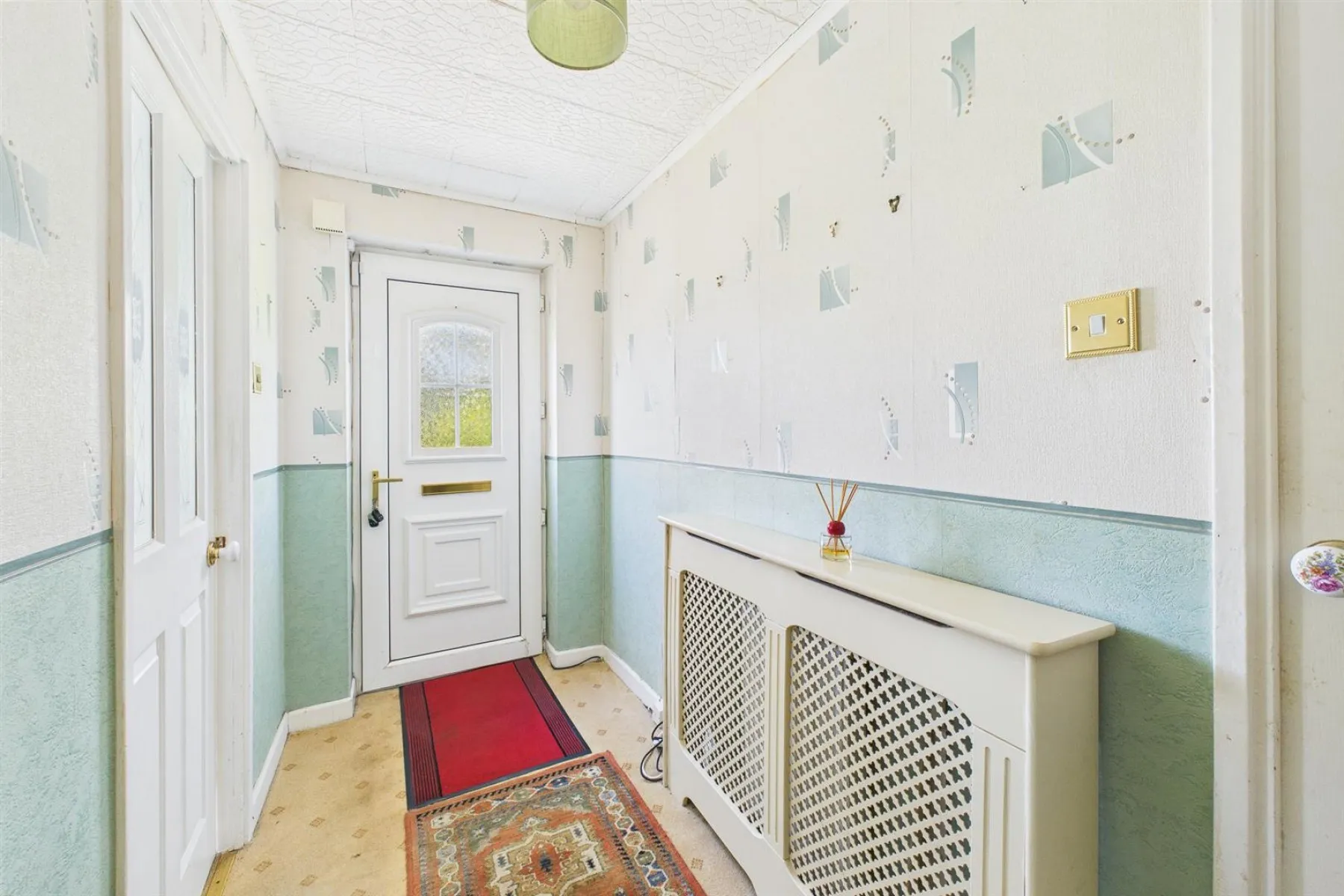 DETACHED | UPDATING | SNEYD PARK, 2 bedroom, House - Detached - 33901795
