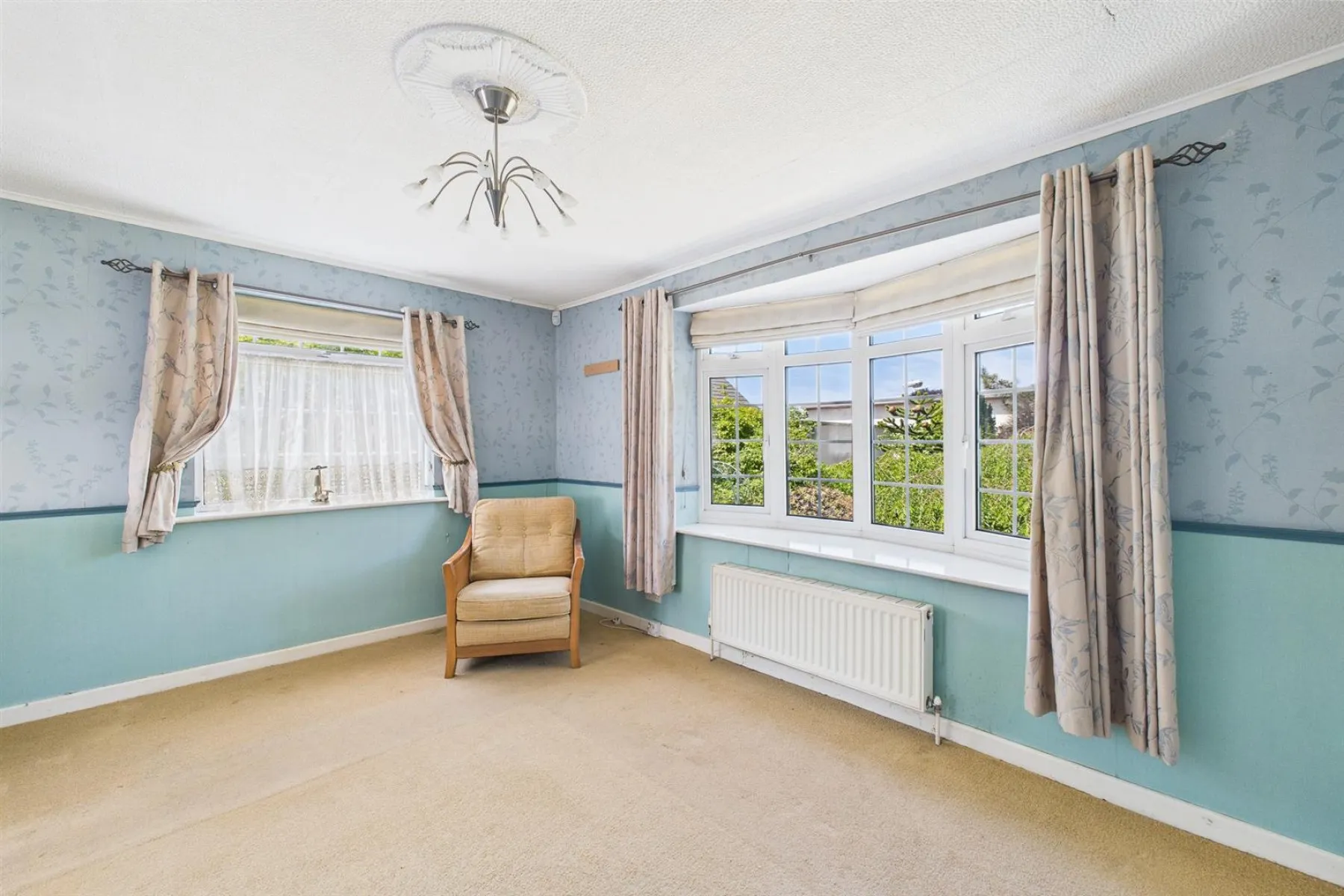DETACHED | UPDATING | SNEYD PARK, 2 bedroom, House - Detached - 33901795