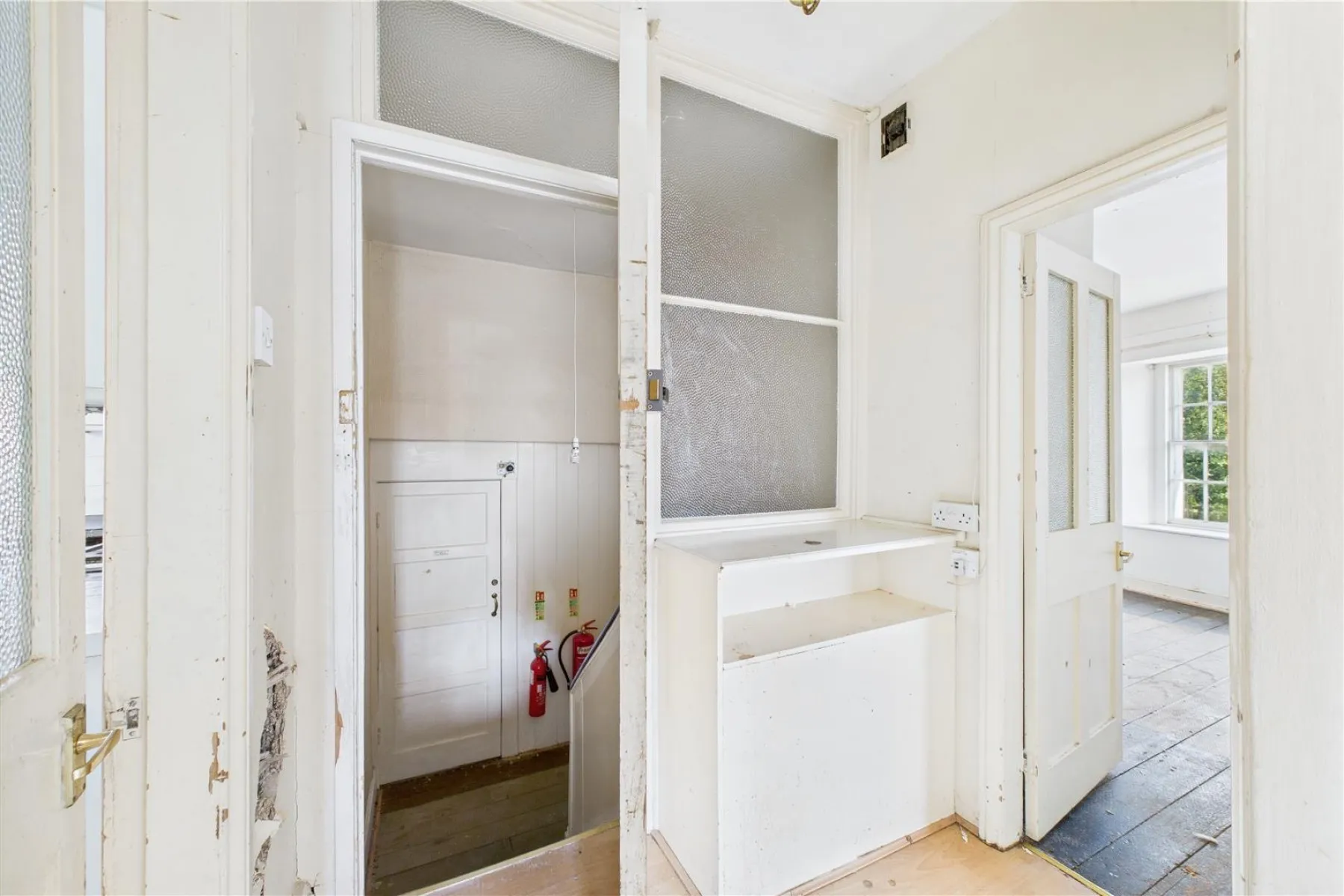 DEVELOPMENT OPPORTUNITY | CLEVEDON, 6 bedroom, House - 33921668