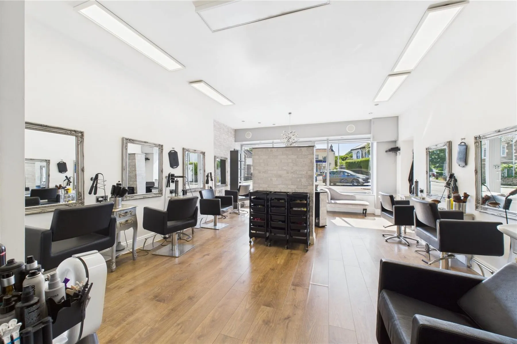 DEVELOPMENT OPPORTUNITY | CLEVEDON, 6 bedroom, Commercial - 33921688
