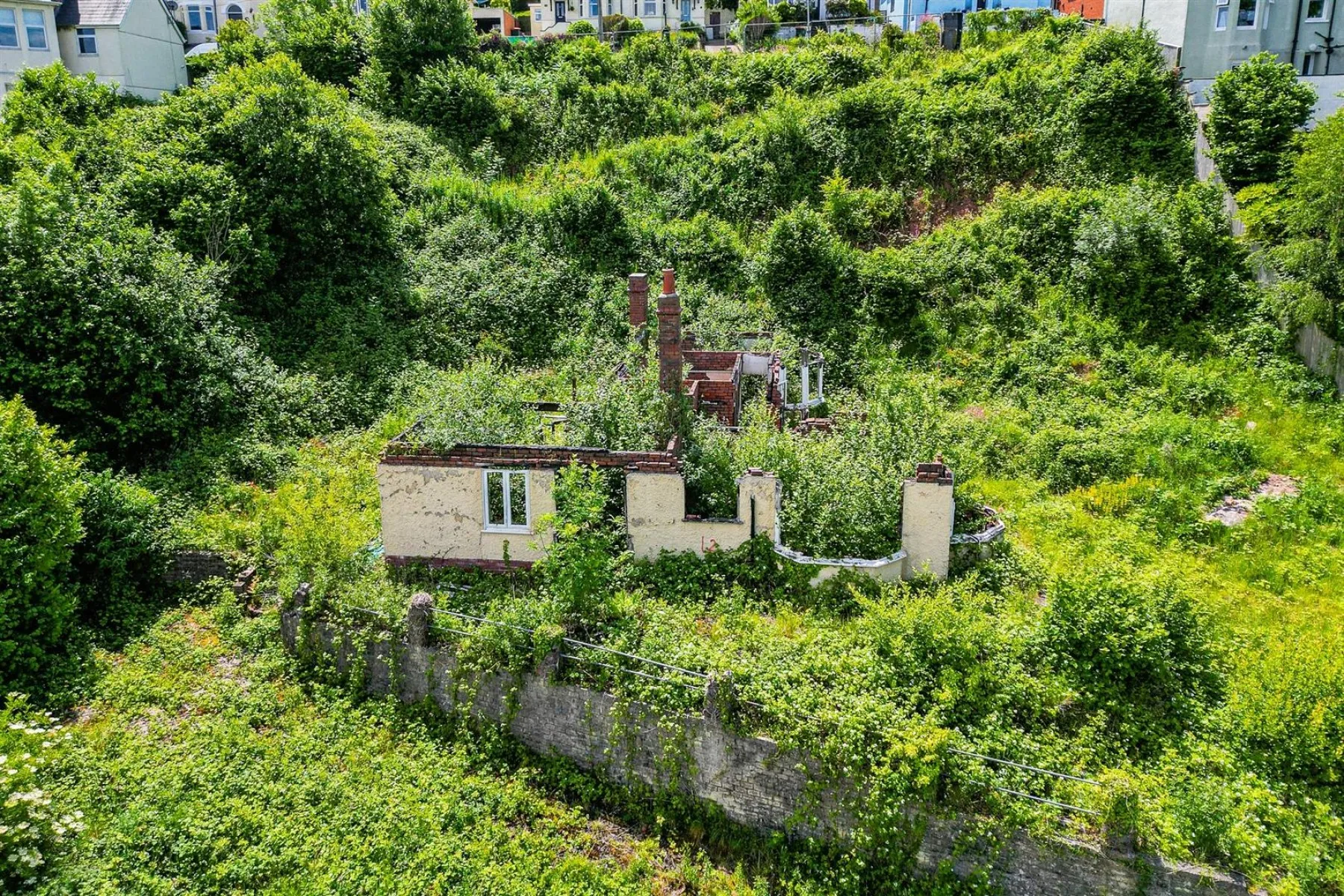 DETACHED | FIRE DAMAGE | NEWPORT, 8 bedroom, House - Detached - 33951304