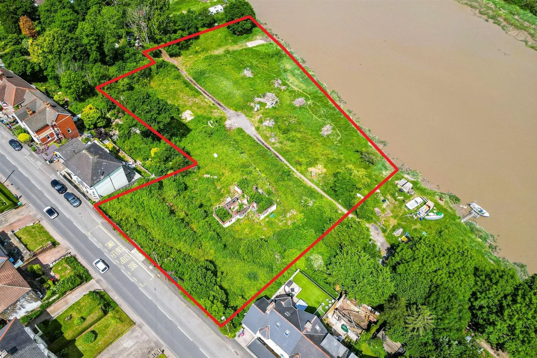 DETACHED | FIRE DAMAGE | NEWPORT, 8 bedroom, House - Detached - 33951304