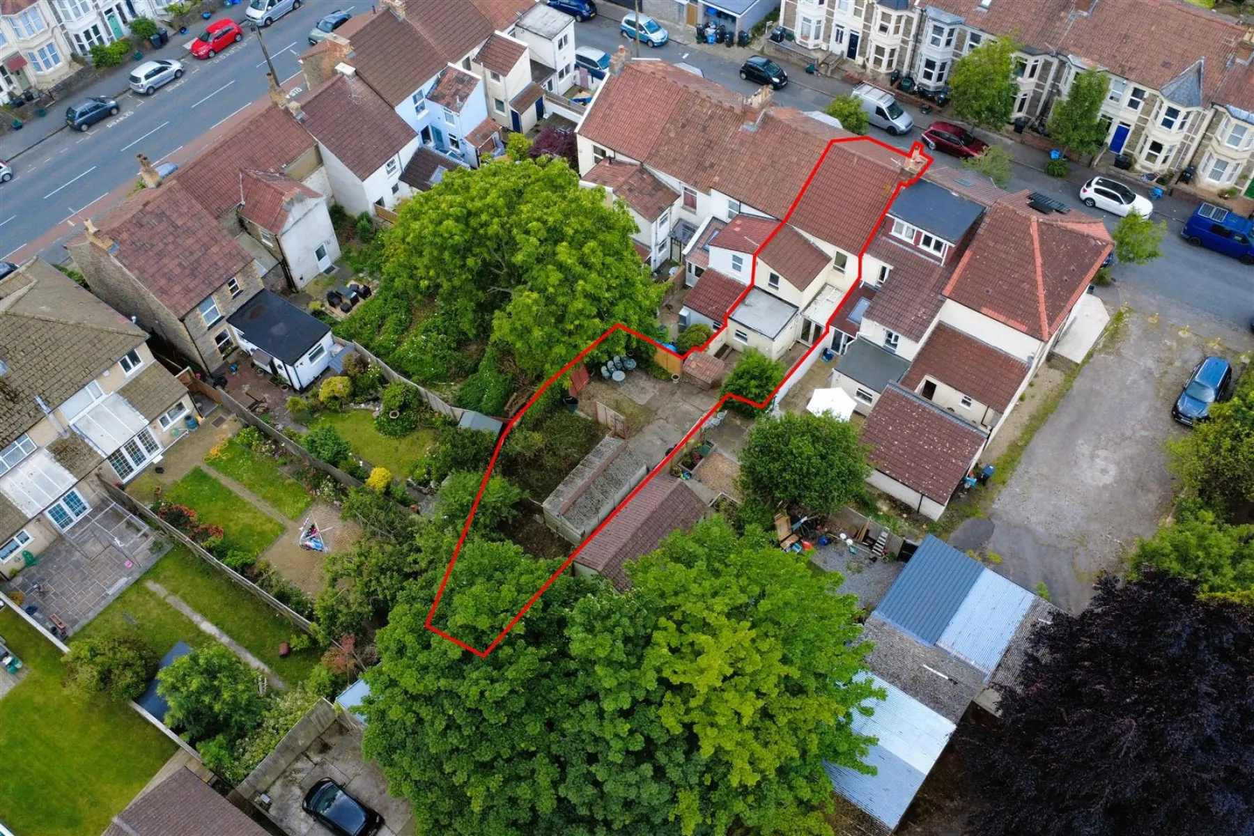 UPDATING | BONUS GARDEN | ST GEORGE, 3 bedroom, House - Terraced - 33952571