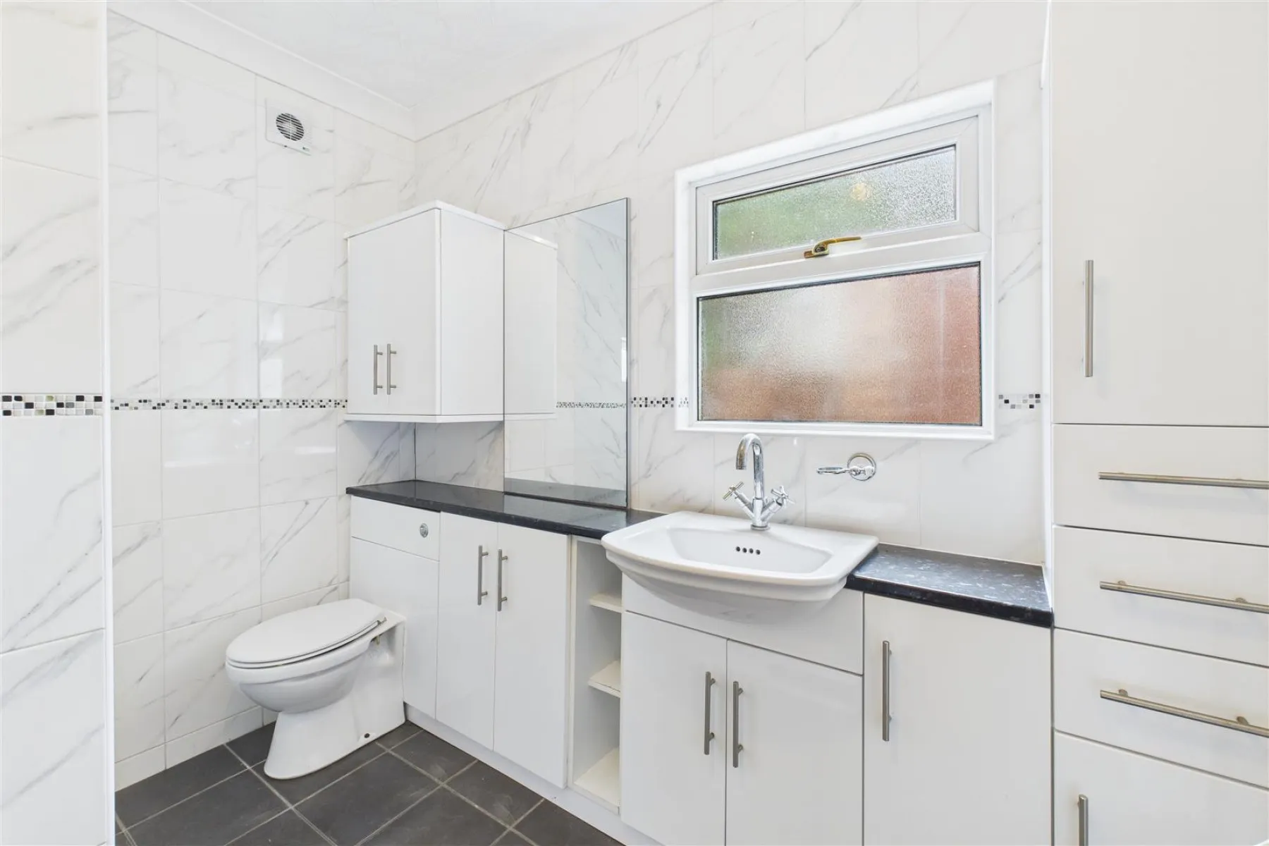 UPDATING | BONUS GARDEN | ST GEORGE, 3 bedroom, House - Terraced - 33952571