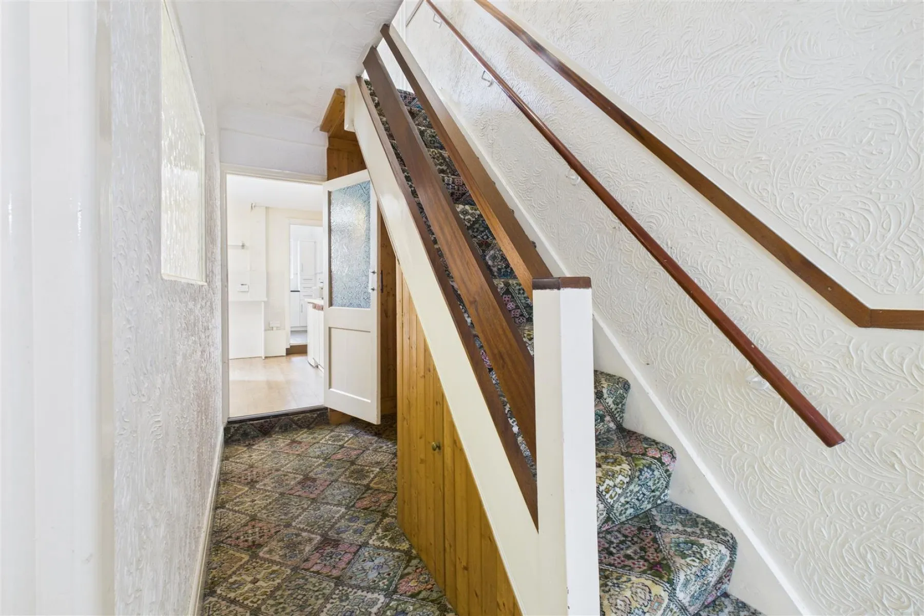 UPDATING | BONUS GARDEN | ST GEORGE, 3 bedroom, House - Terraced - 33952571