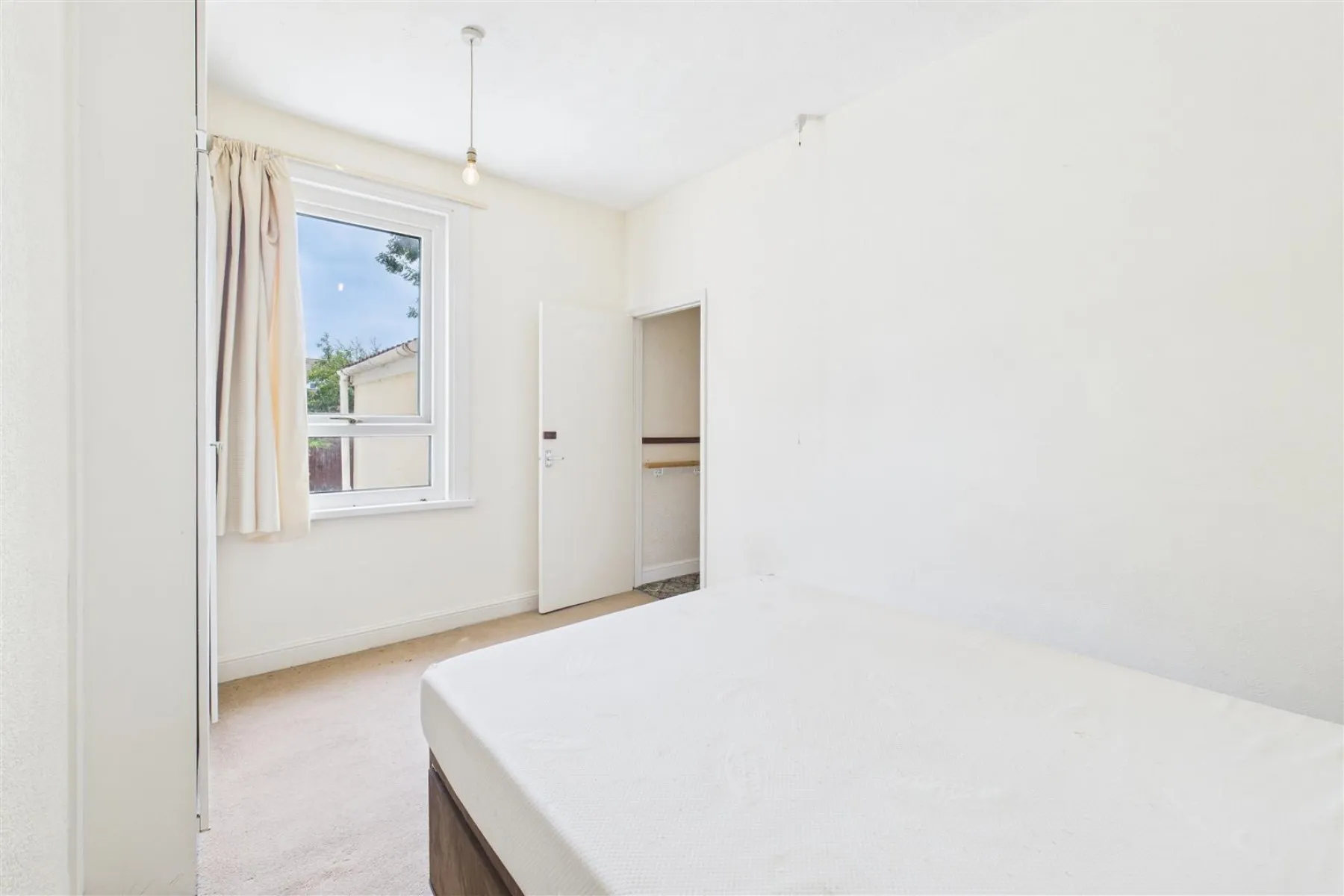 UPDATING | BONUS GARDEN | ST GEORGE, 3 bedroom, House - Terraced - 33952571
