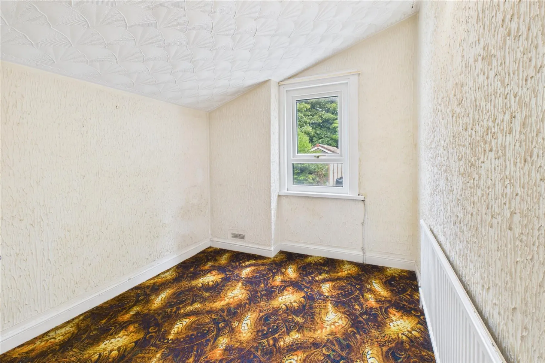 UPDATING | BONUS GARDEN | ST GEORGE, 3 bedroom, House - Terraced - 33952571