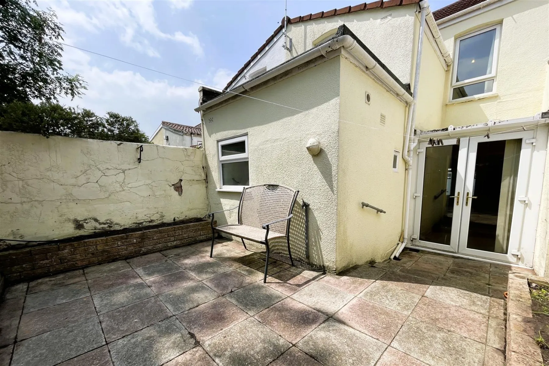 UPDATING | BONUS GARDEN | ST GEORGE, 3 bedroom, House - Terraced - 33952571