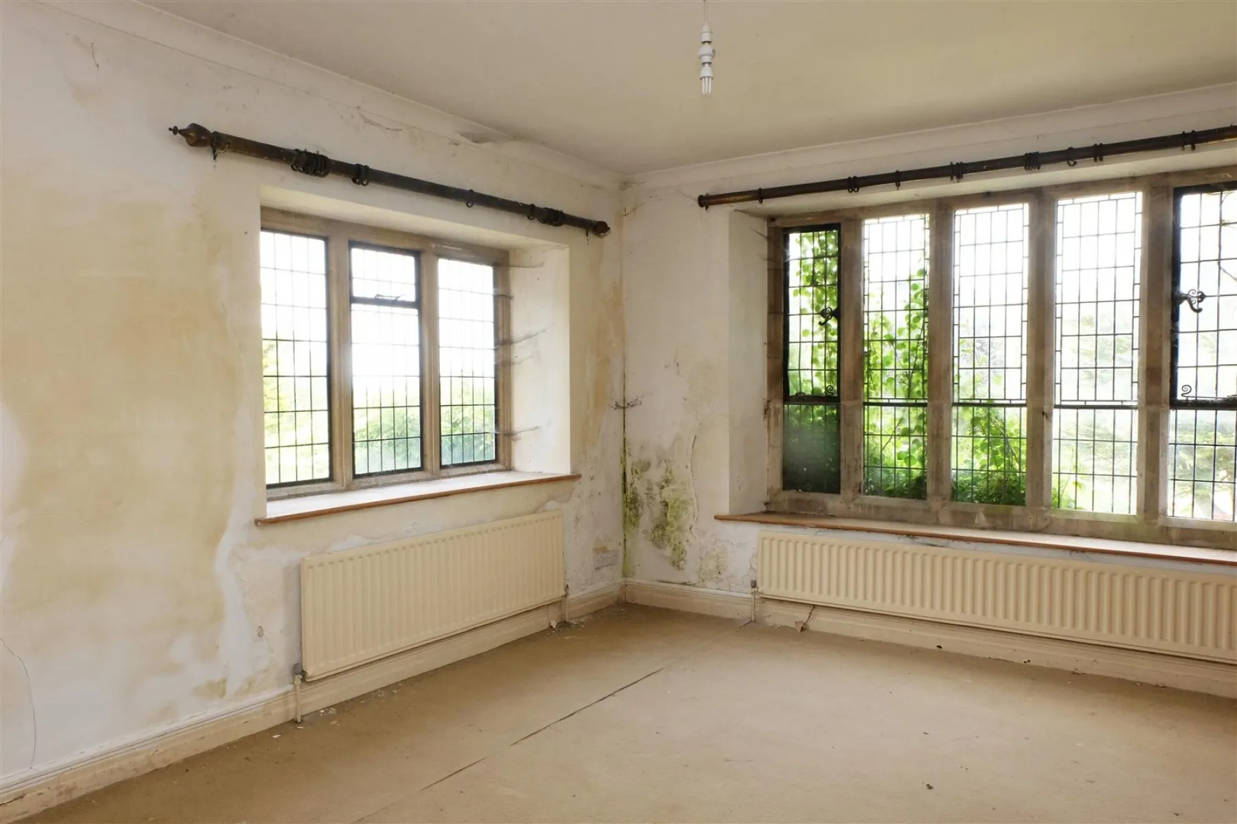 Chilton Polden, Somerset, 8 bedroom, House - Detached - 26078577
