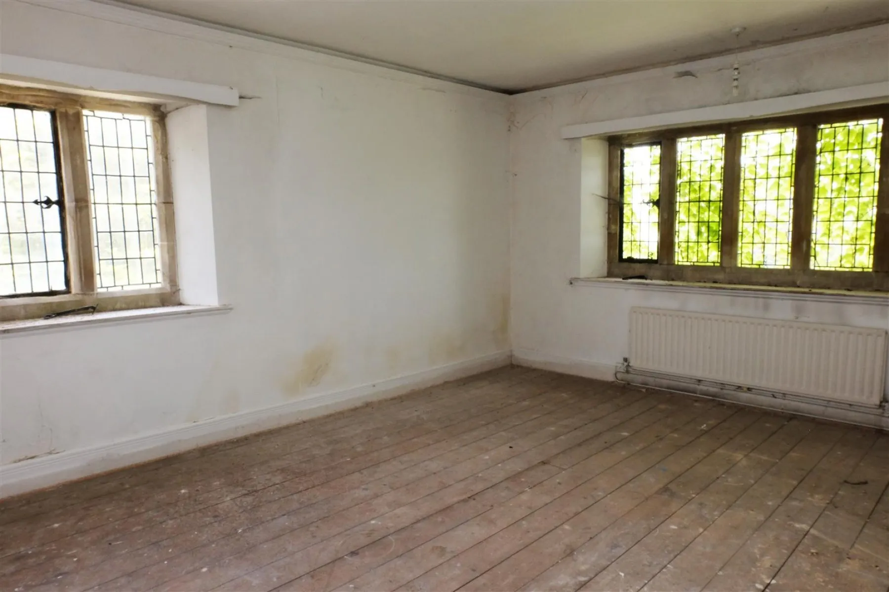 Chilton Polden, Somerset, 8 bedroom, House - Detached - 26078577