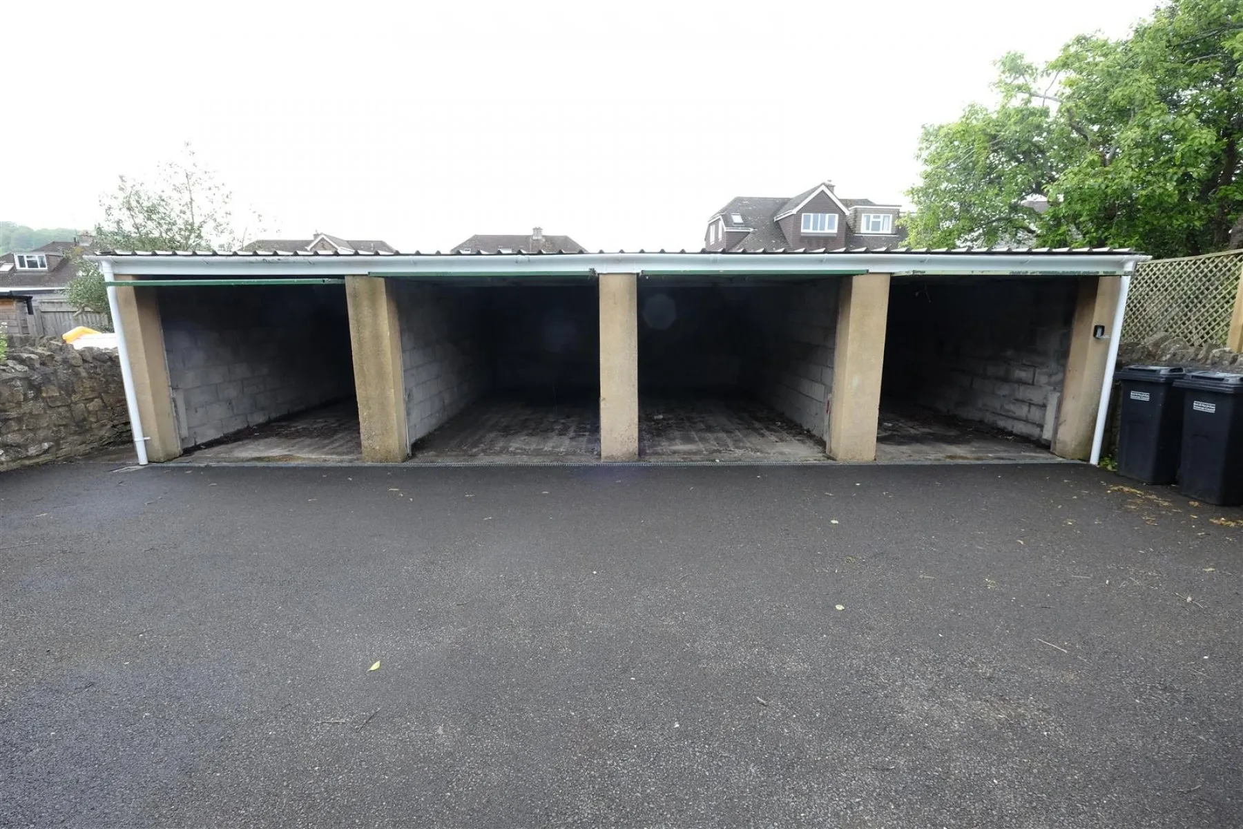 SINGLE GARAGE - BATH, Garage - 30636275
