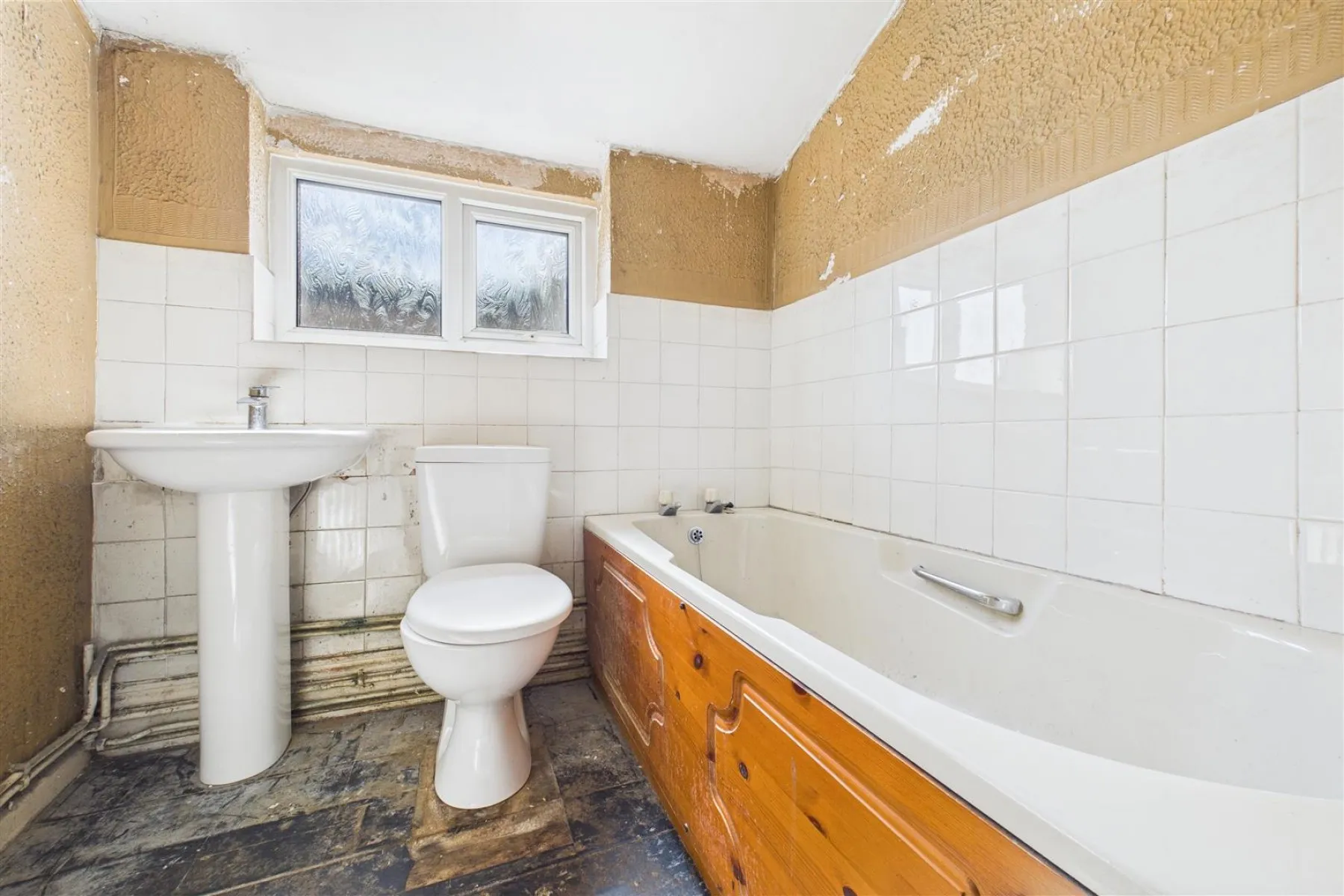 UPDATING | SOUTHVILLE, 3 bedroom, House - Terraced - 34096903