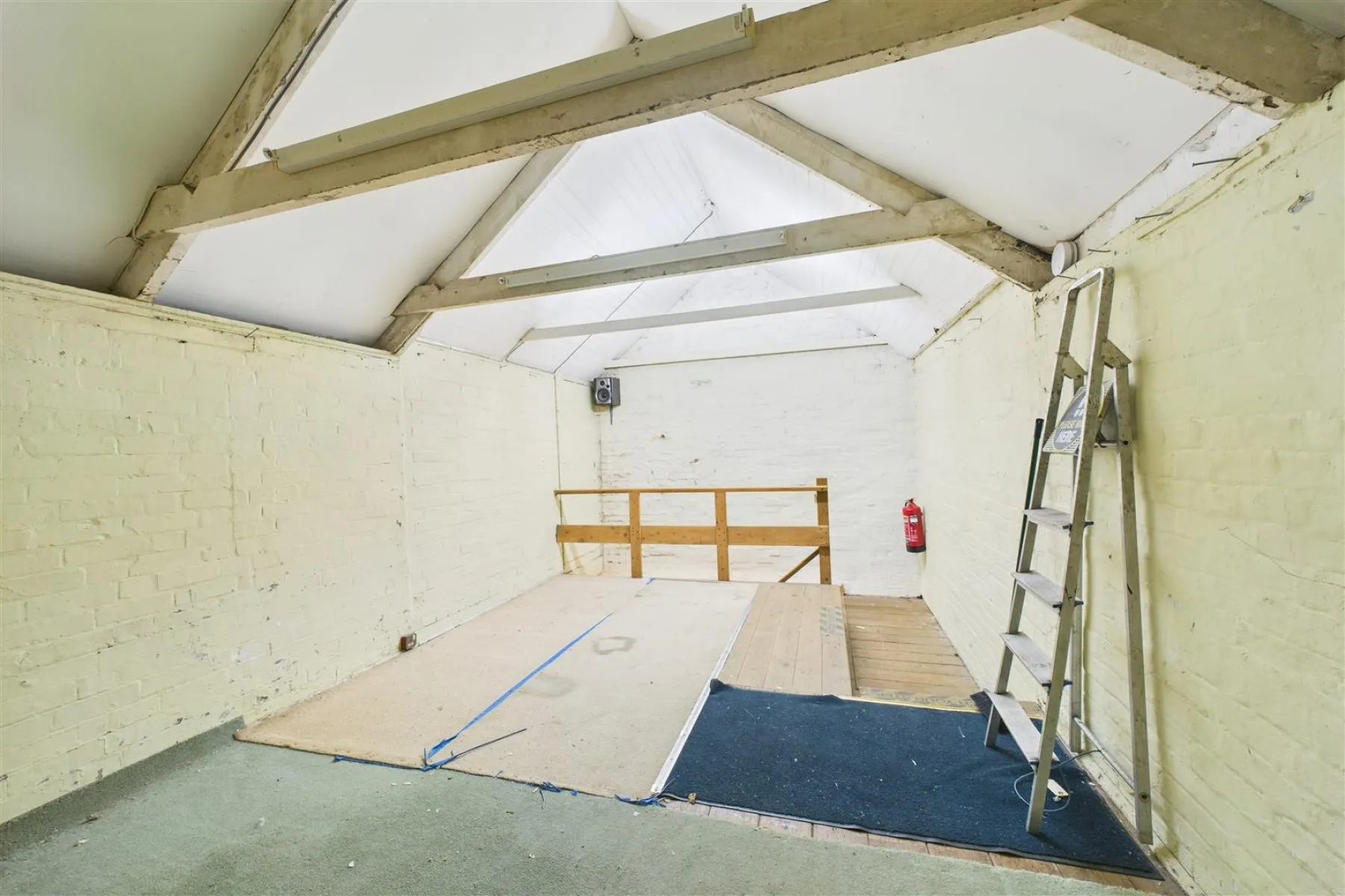DEVELOPMENT OPPORTUNITY | BRIDGWATER, 5 bedroom, House - 34056925