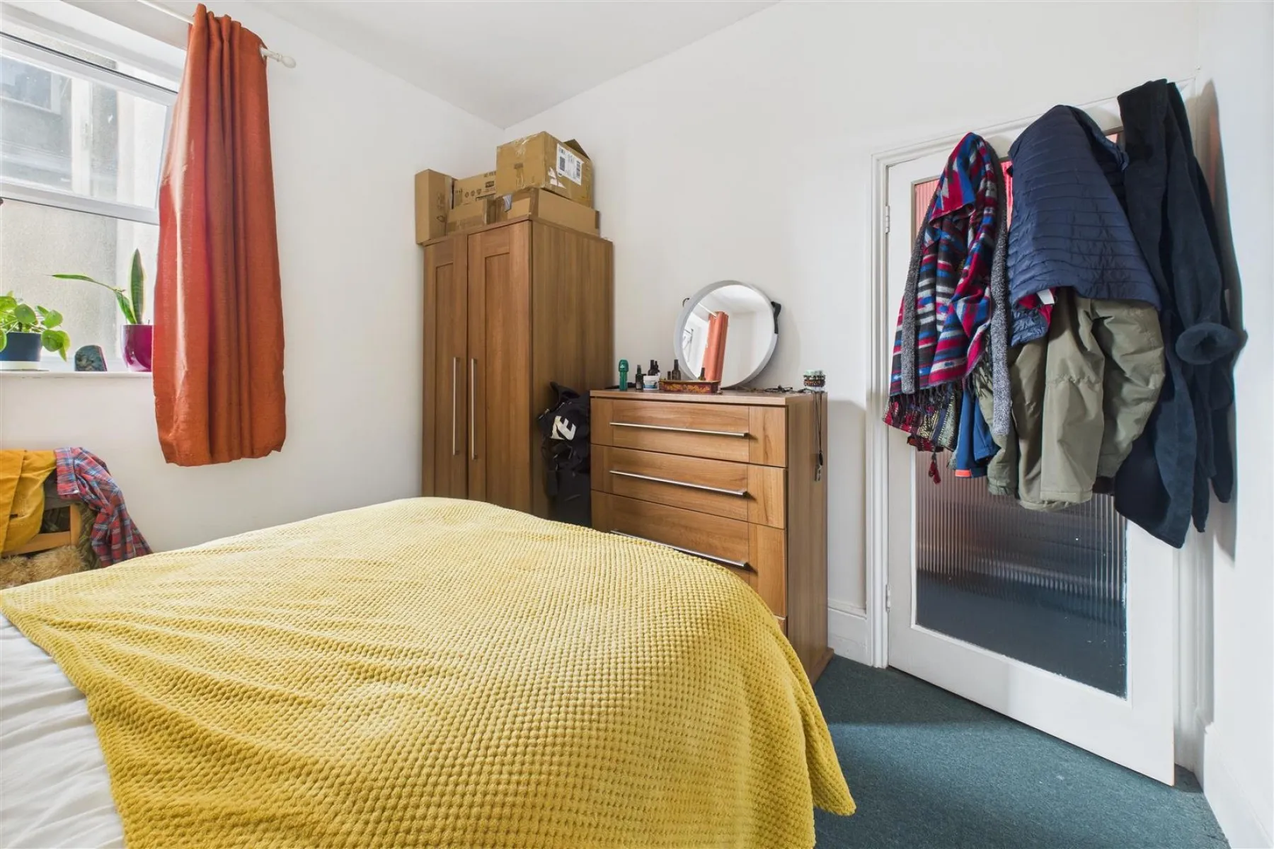 MIXED USE | 2 FLATS | WSM, 2 bedroom, Flat - 34068371