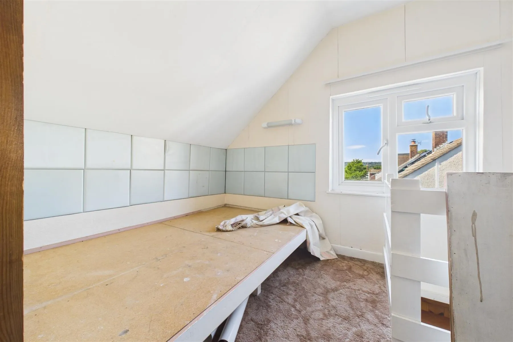 HOUSE FOR UPDATING | NAILSEA, 3 bedroom, House - Semi-Detached - 34032311