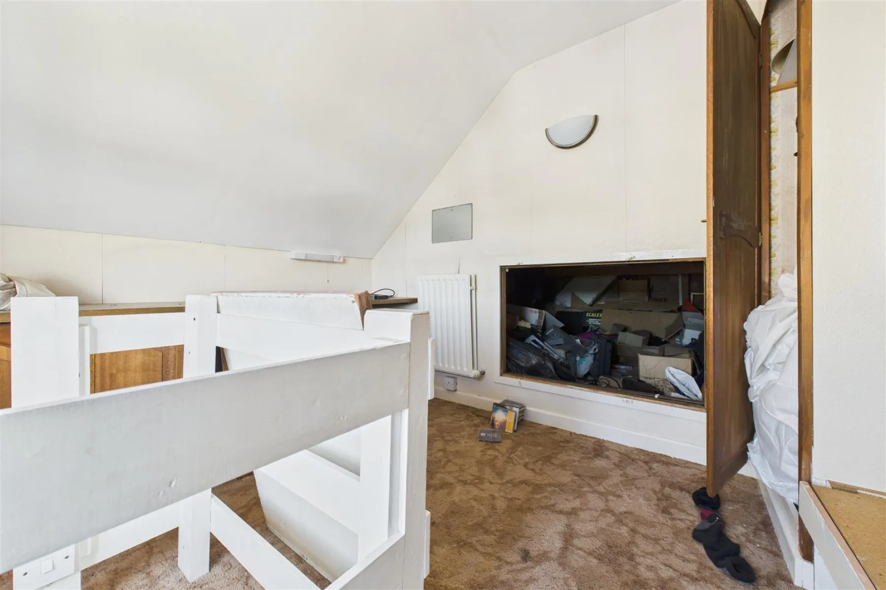 HOUSE FOR UPDATING | NAILSEA, 3 bedroom, House - Semi-Detached - 34032311