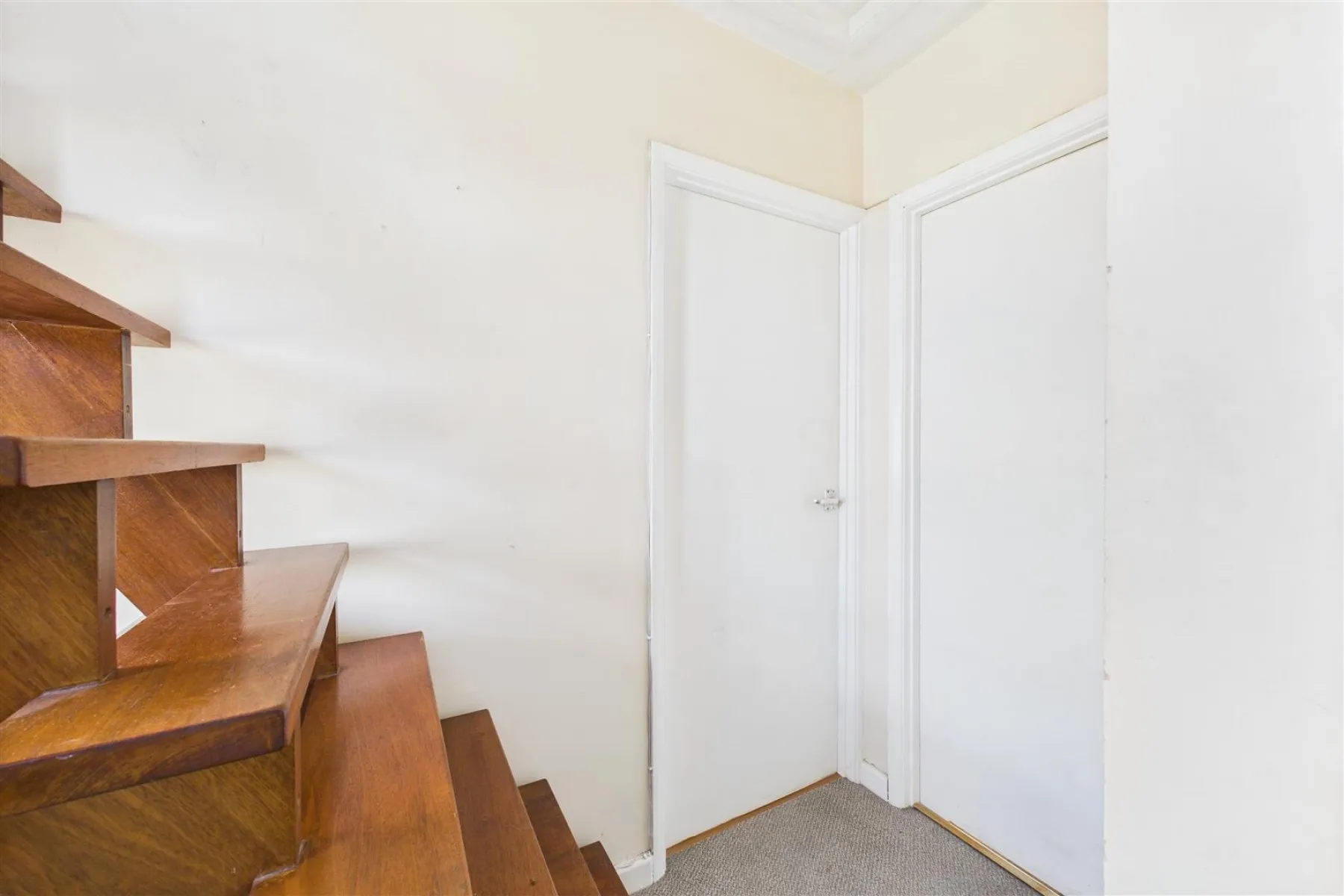 HOUSE FOR UPDATING | NAILSEA, 3 bedroom, House - Semi-Detached - 34032311
