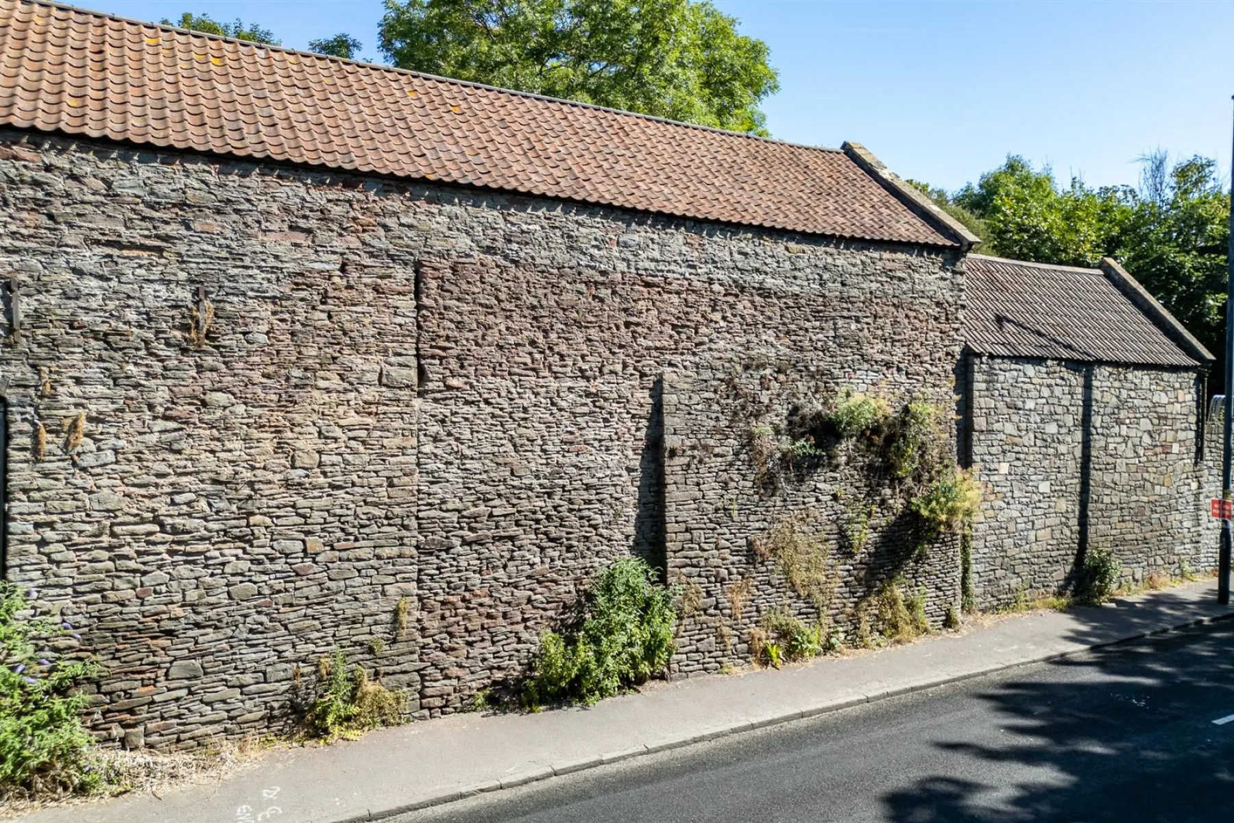 BARN WITH PLANNING | STAPLETON BS16, 1 bedroom, House - Terraced - 34035601