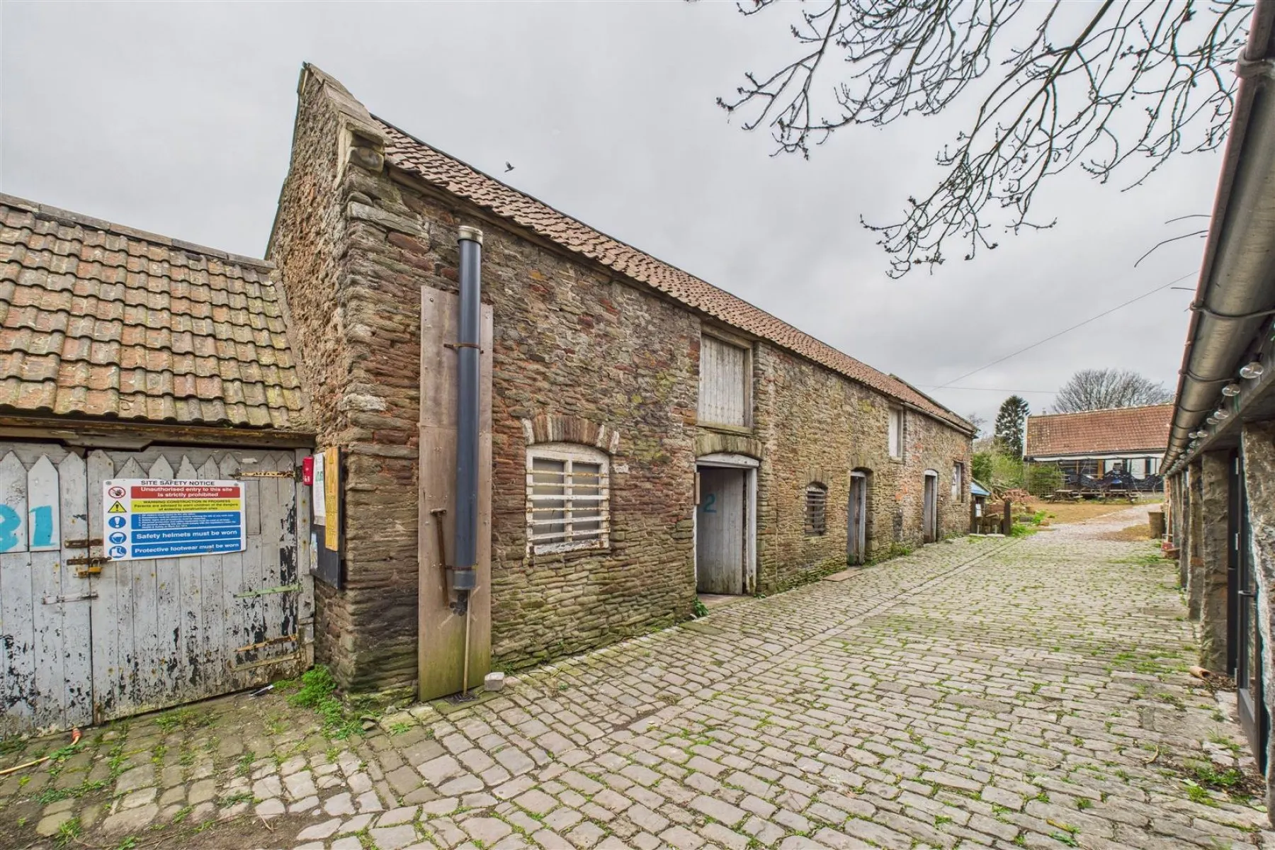 BARN WITH PLANNING | STAPLETON BS16, 1 bedroom, House - Terraced - 34035601