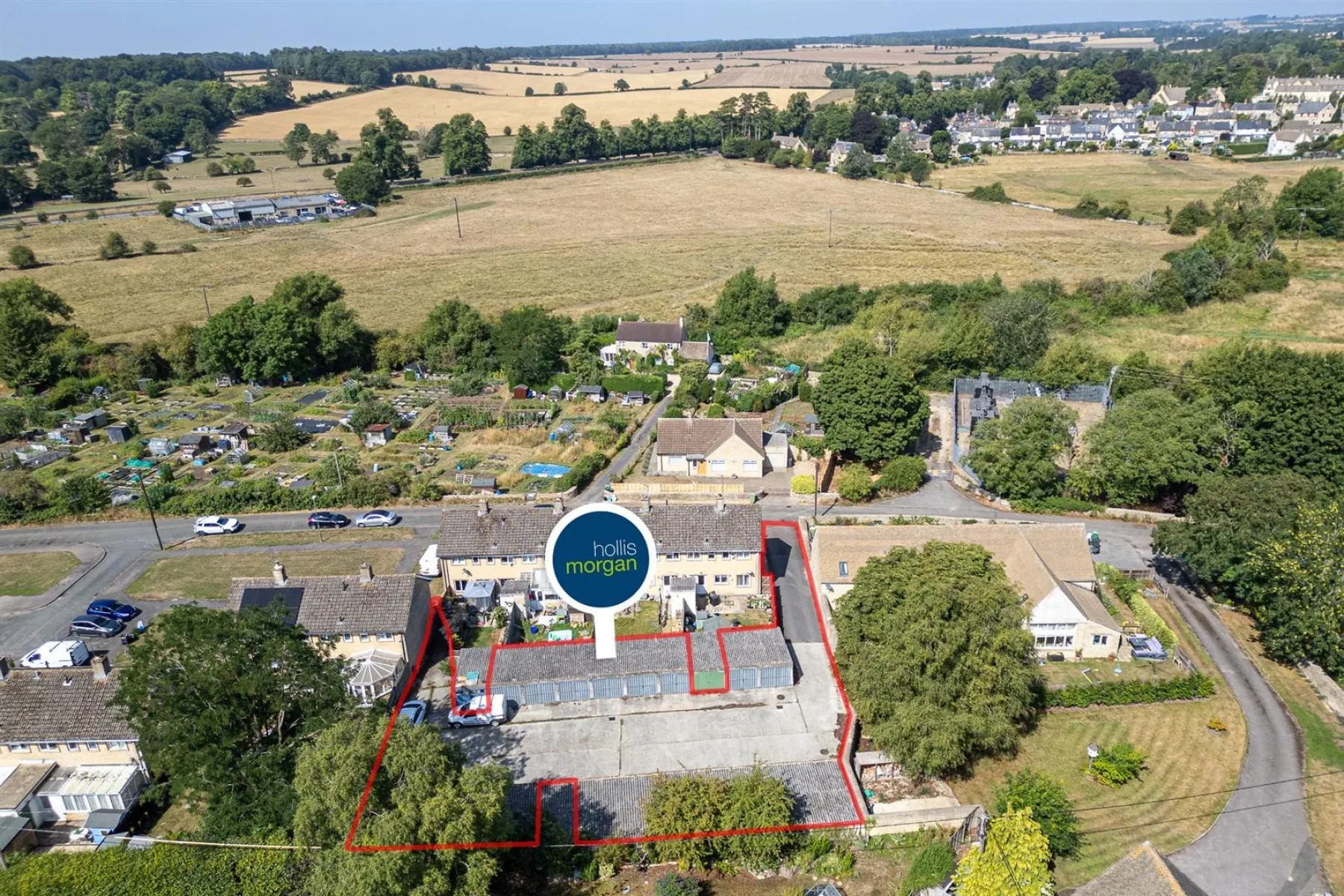 19 GARAGES | LARGE PLOT | CIRENCESTER, Land - Building Plot - 34068668