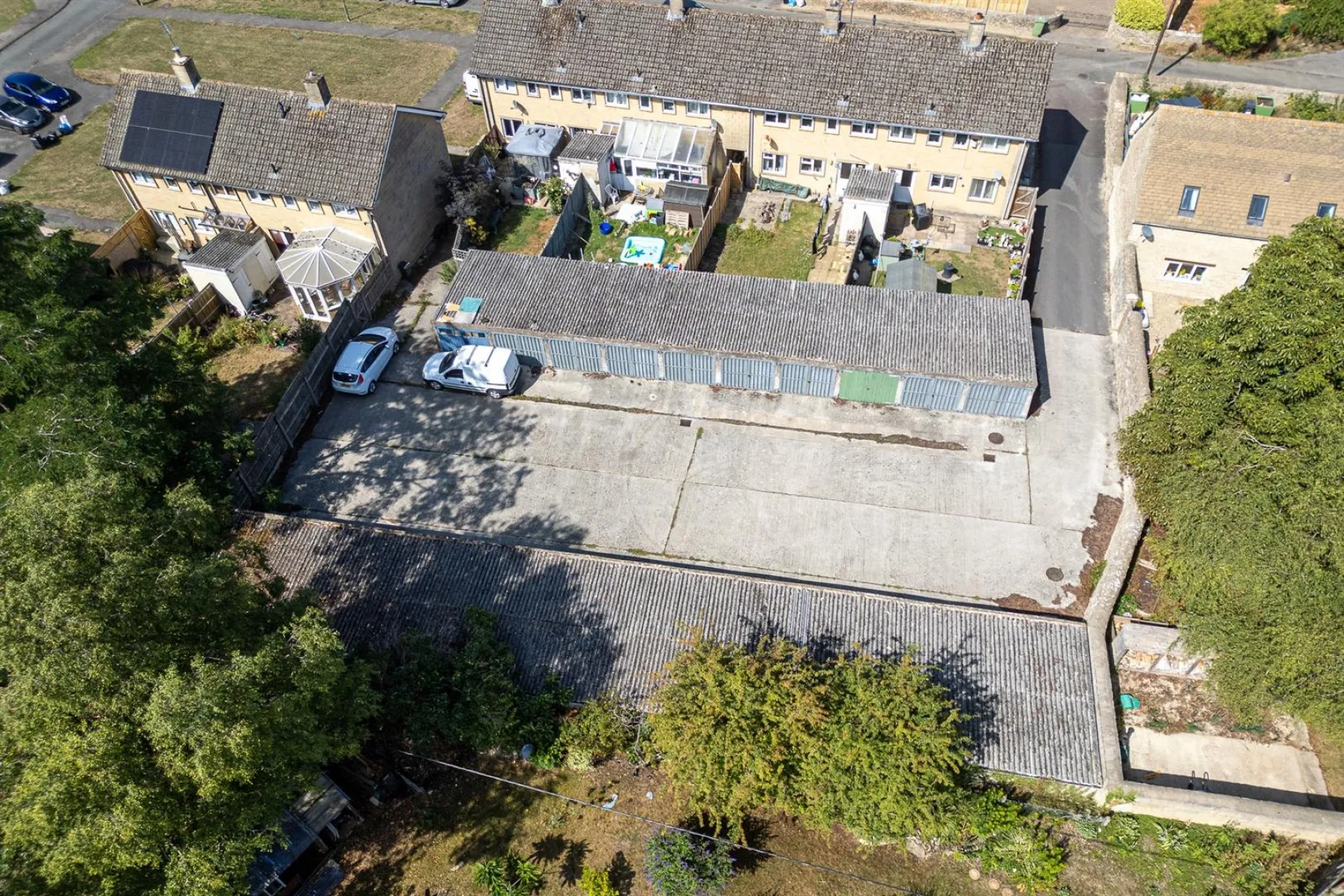 19 GARAGES | LARGE PLOT | CIRENCESTER, Land - Building Plot - 34068668