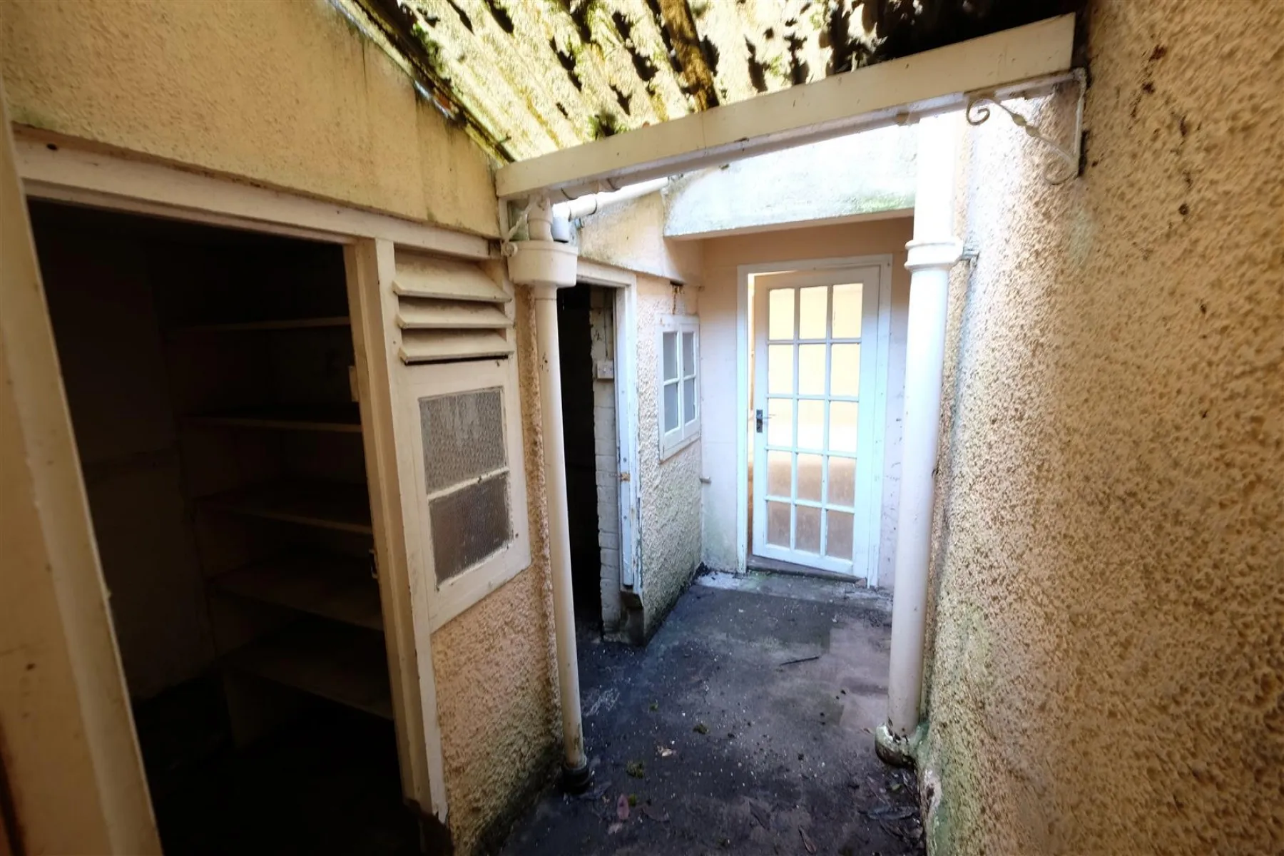 WRINGTON TOWNHOUSE - HUGE POTENTIAL, 4 bedroom, House - Detached - 27664243