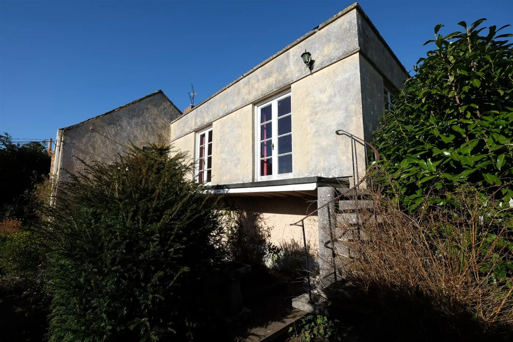 WRINGTON TOWNHOUSE - HUGE POTENTIAL, 4 bedroom, House - Detached - 27664243