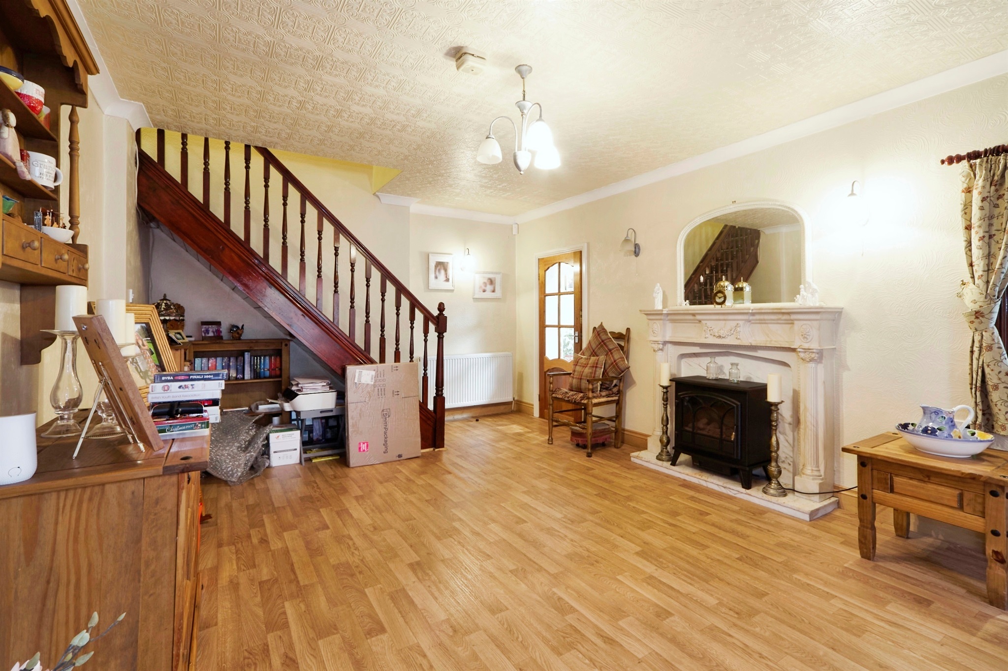 6 bed Detached
