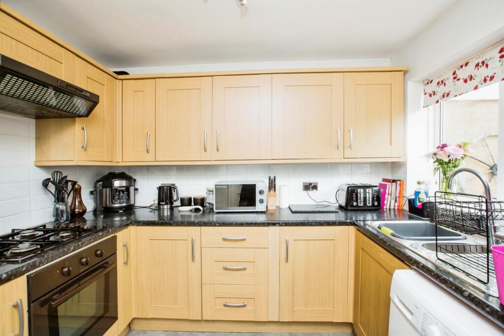 2 bed Terraced
