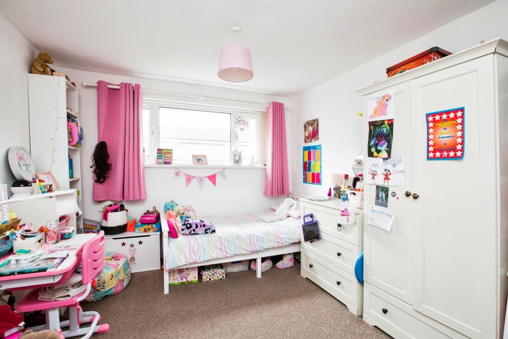 2 bed Terraced