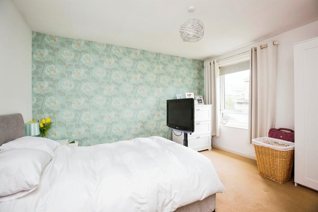 2 bed Terraced