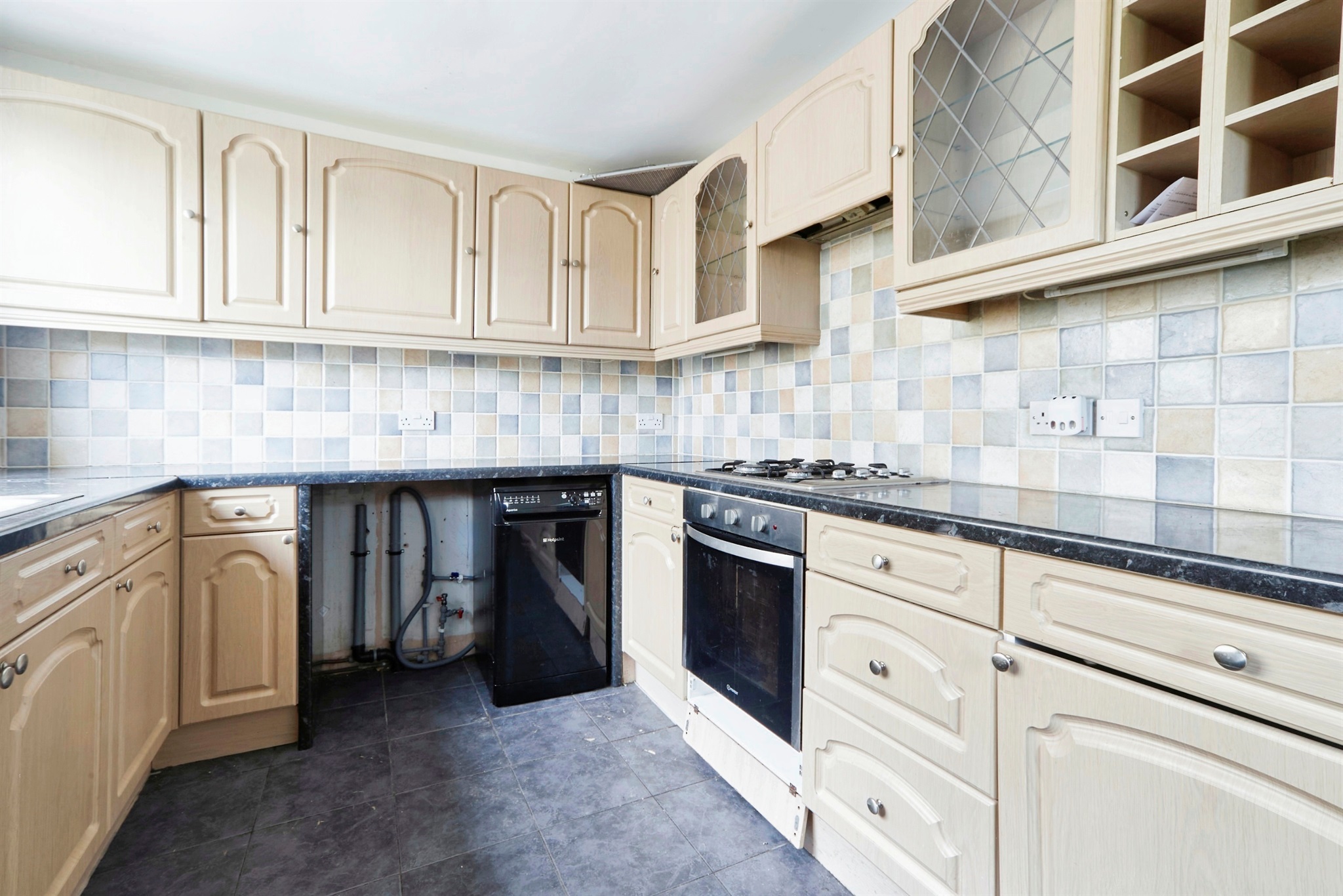 2 bed Semi-Detached Bungalow