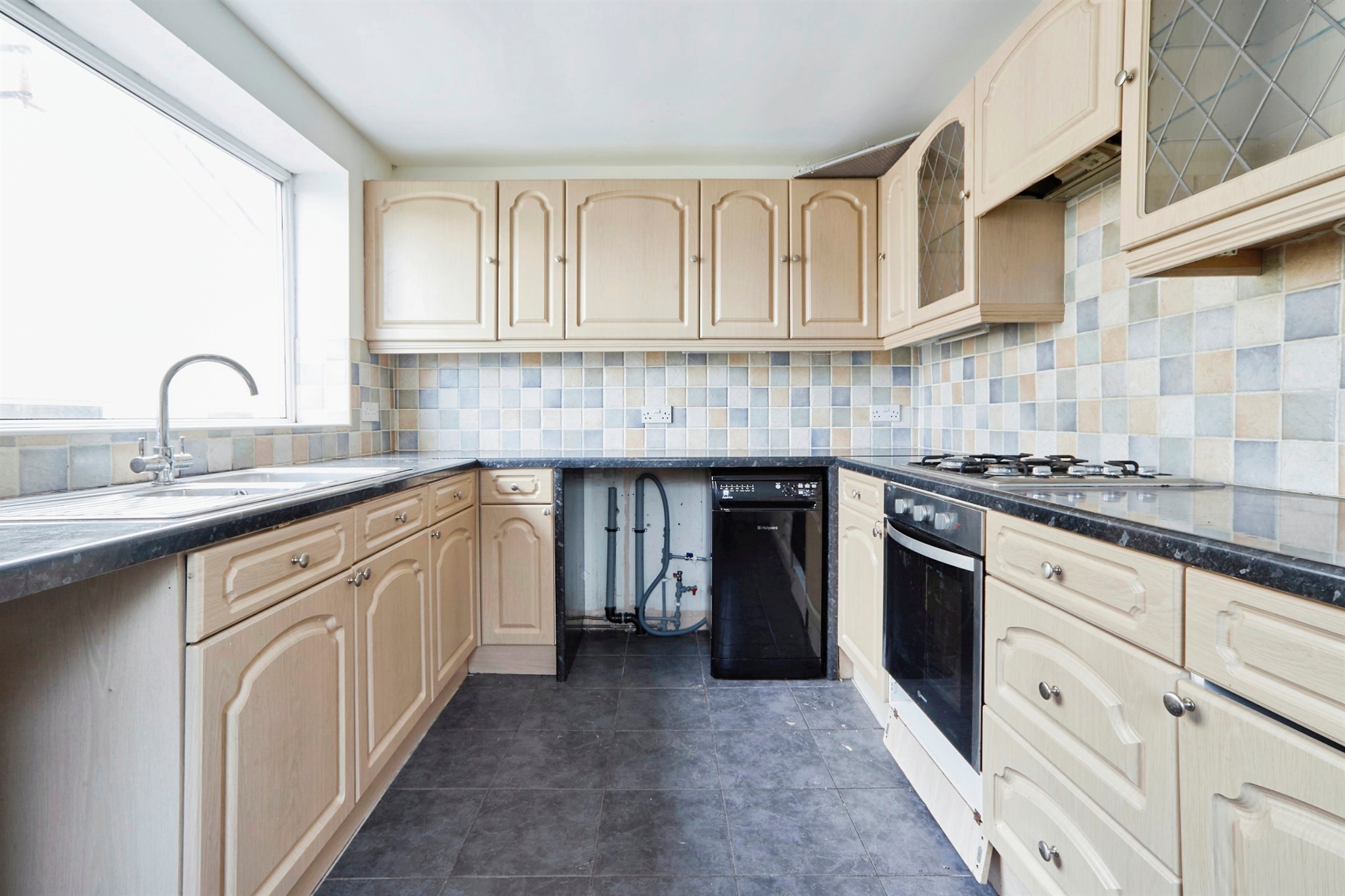 2 bed Semi-Detached Bungalow