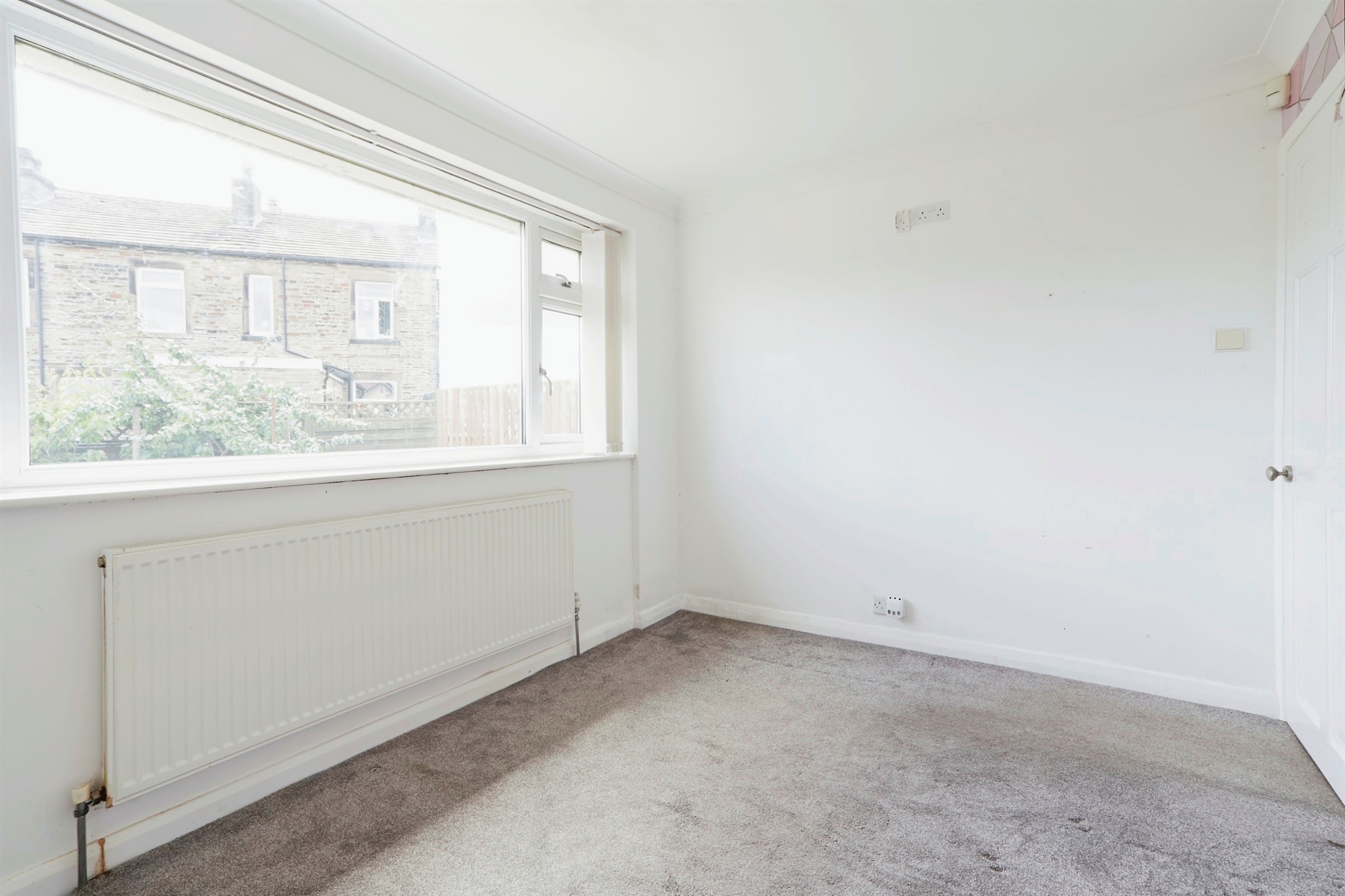 2 bed Semi-Detached Bungalow