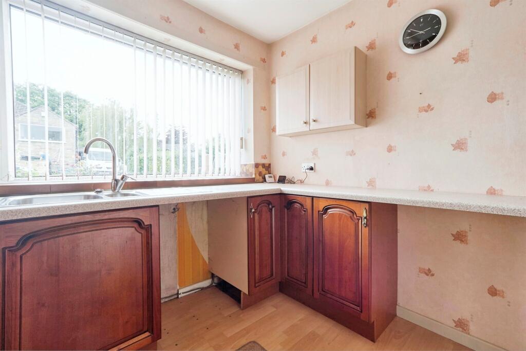 3 bed Semi-Detached Bungalow